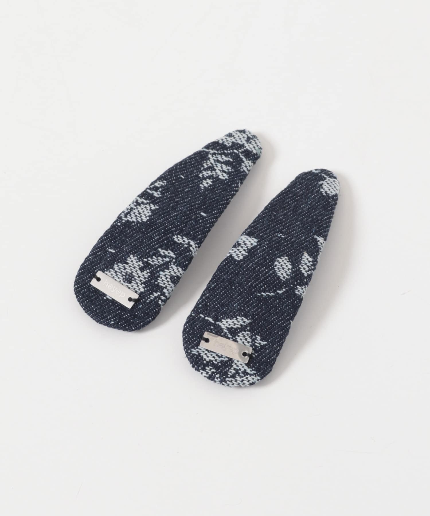 heyep　FLORAL DENIM HAIR CLIPS 2-PIECE BLUE -
