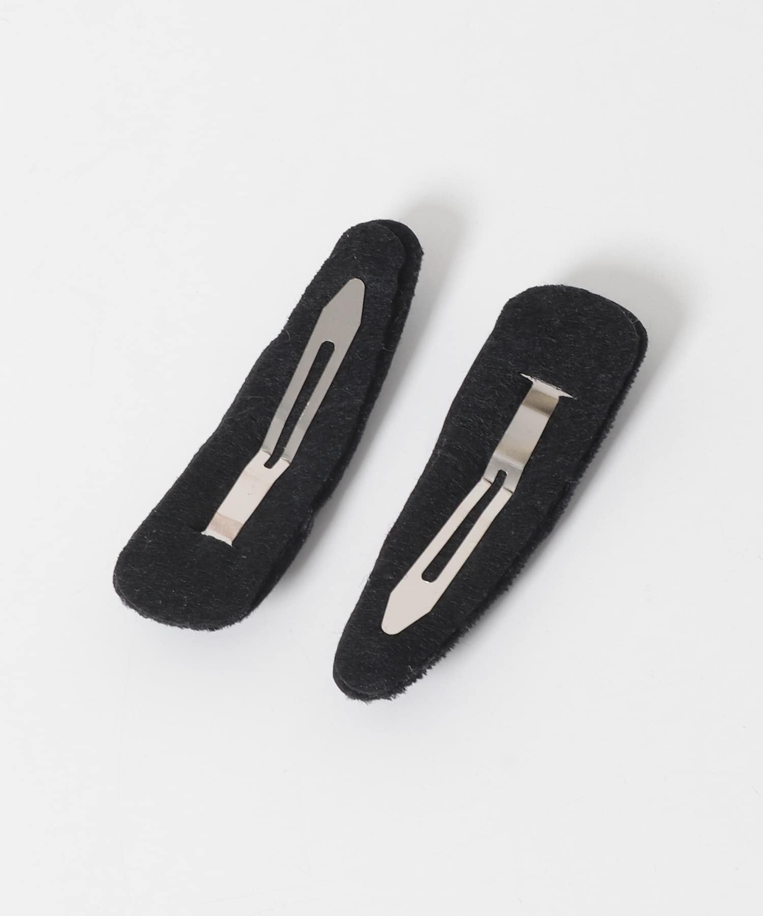 heyep　PUFFY LOGO HAIR CLIPS 2-PIECE BLACK -