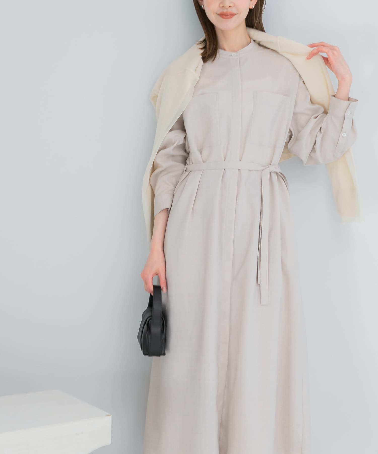 L/BEIGE