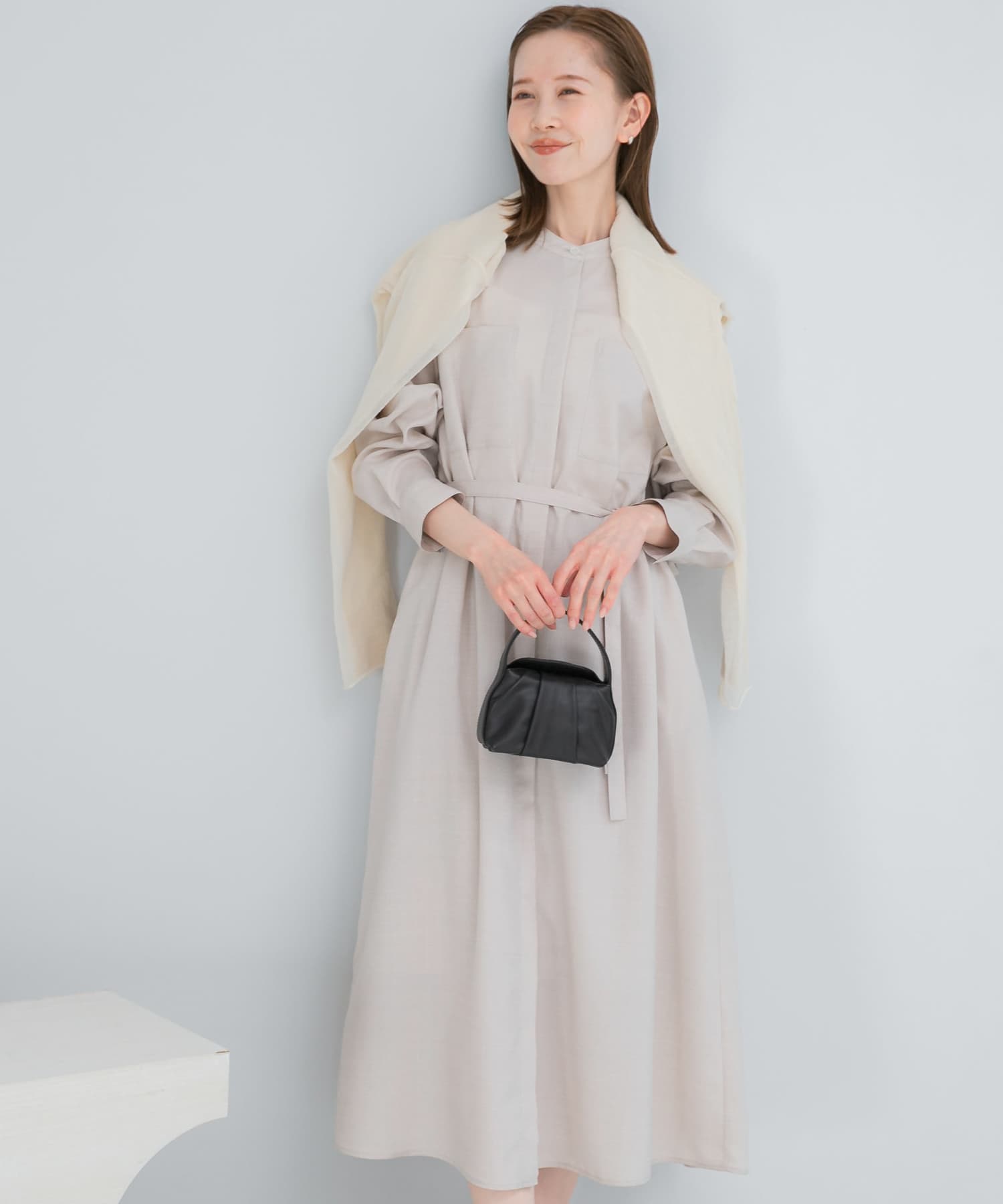 L/BEIGE