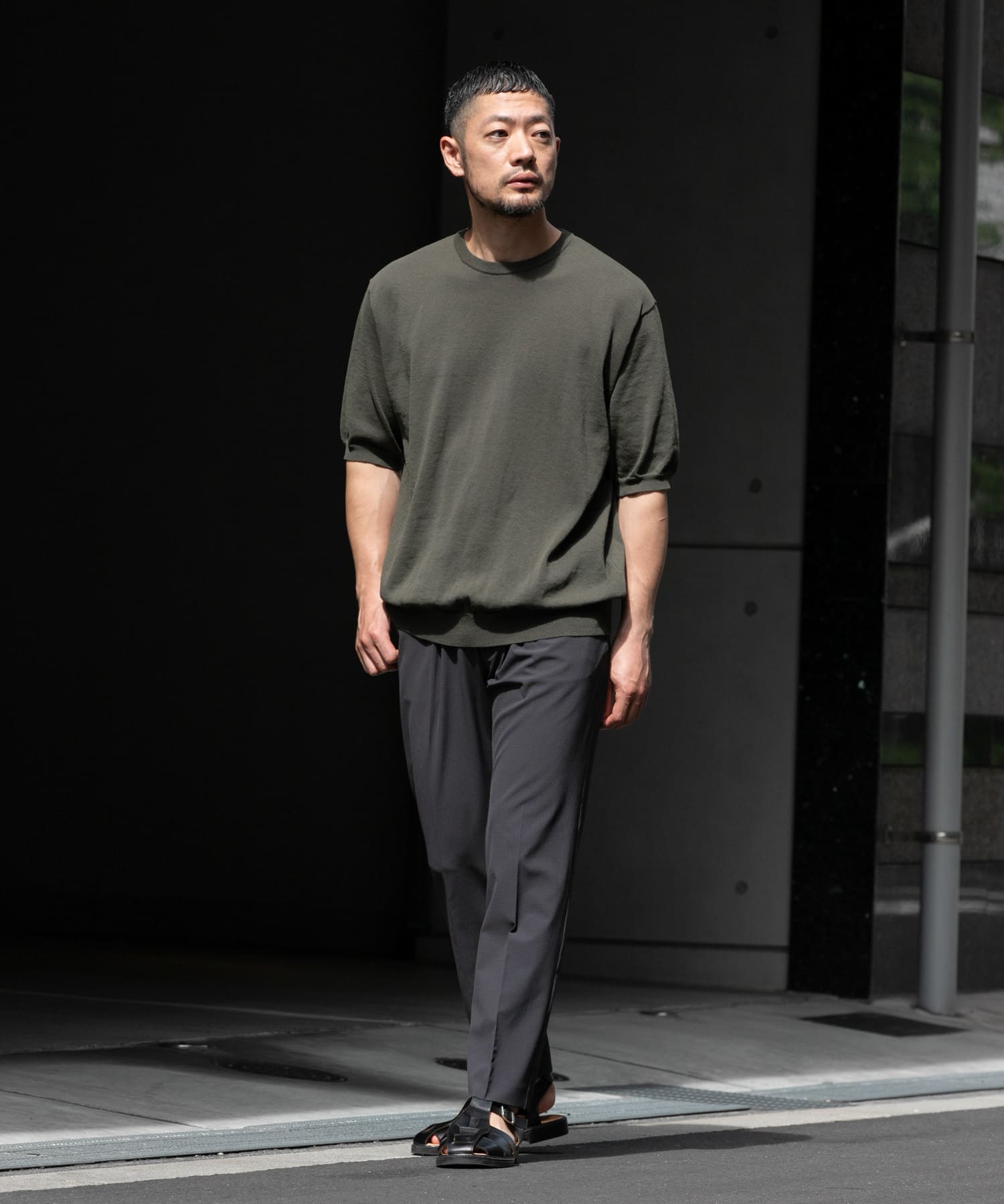 KHAKI