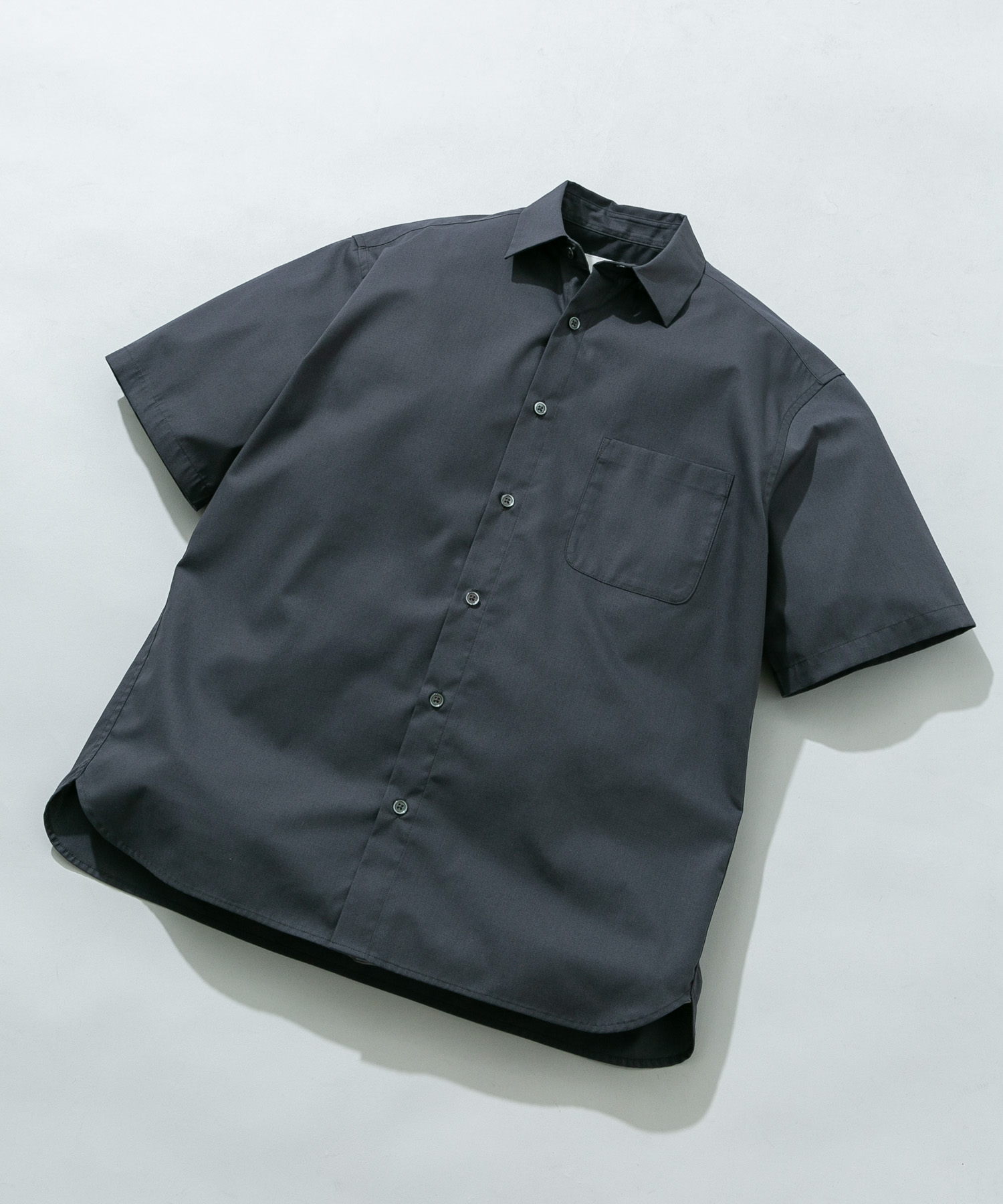 『XLサイズあり』アーバンリラックスブロード半袖シャツ CHARCOAL S