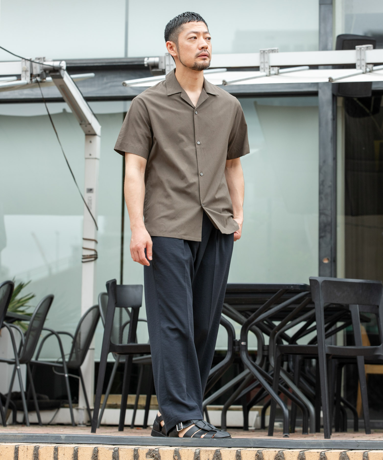 KHAKI