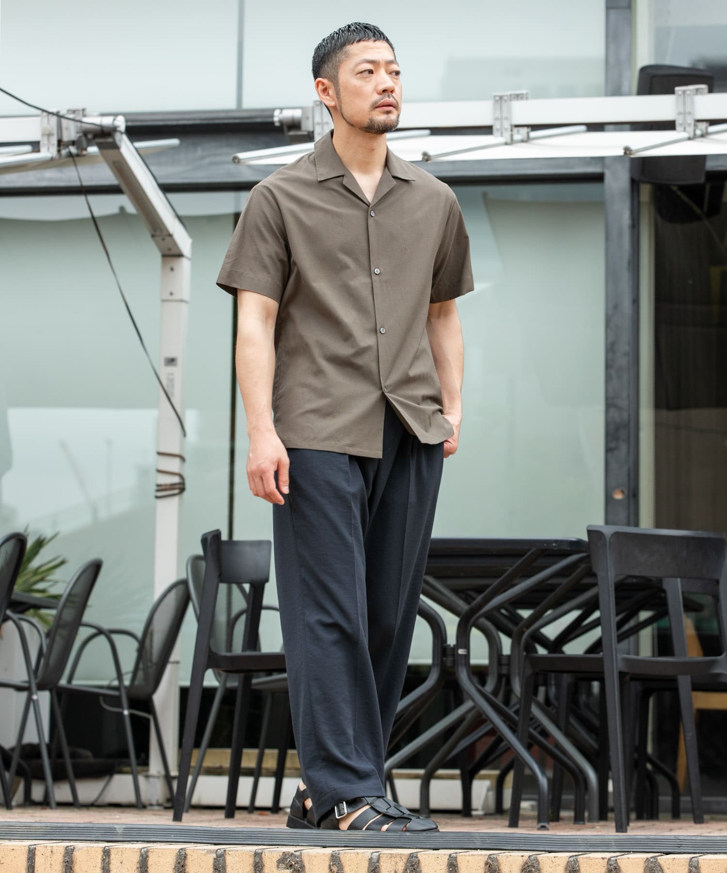 KHAKI