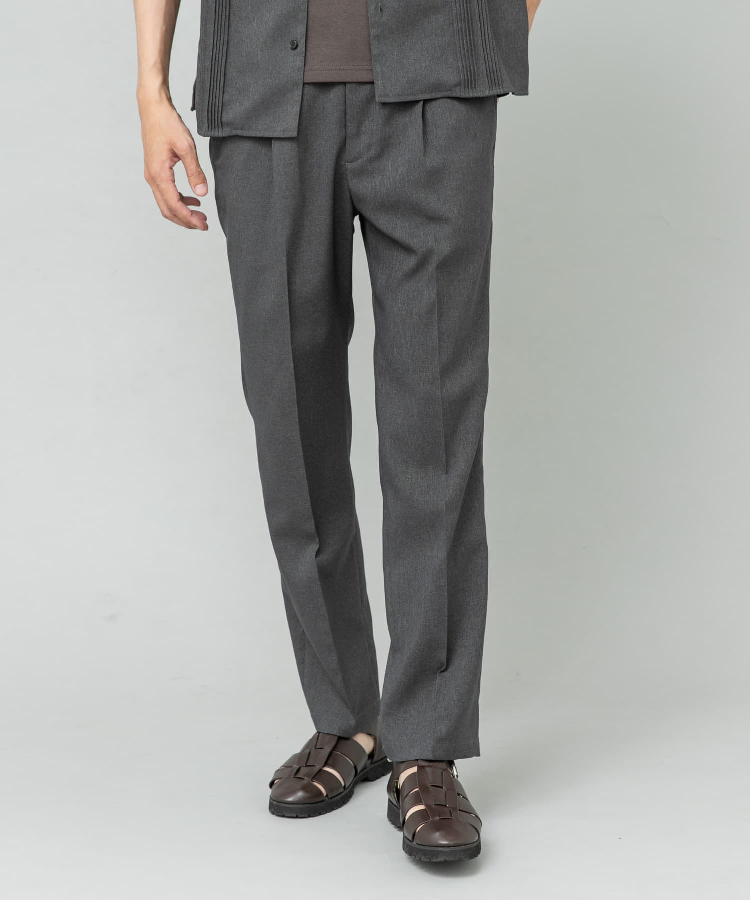 GRAY