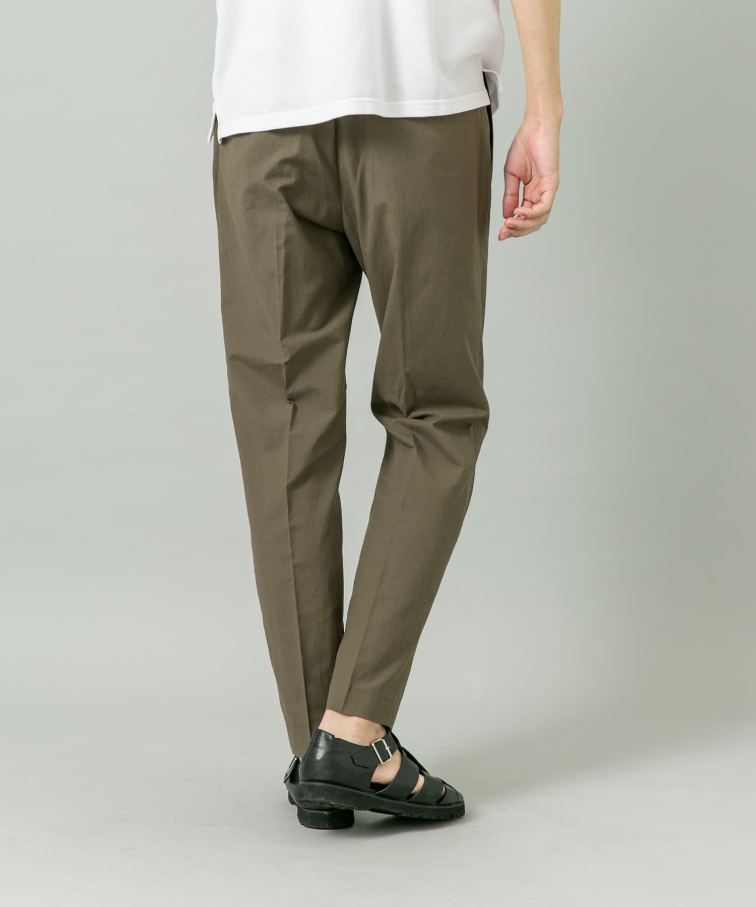 KHAKI