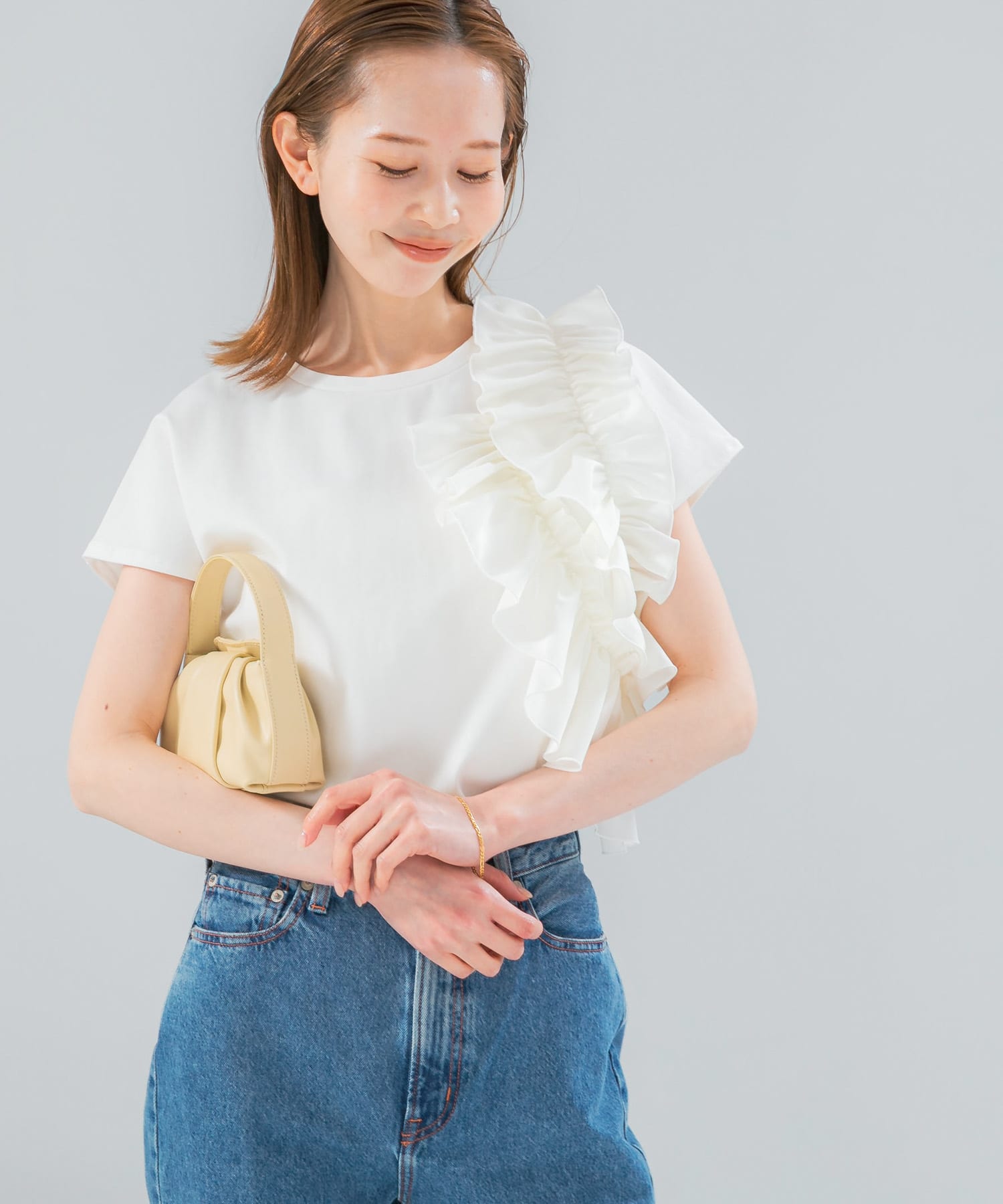 OFF WHITE