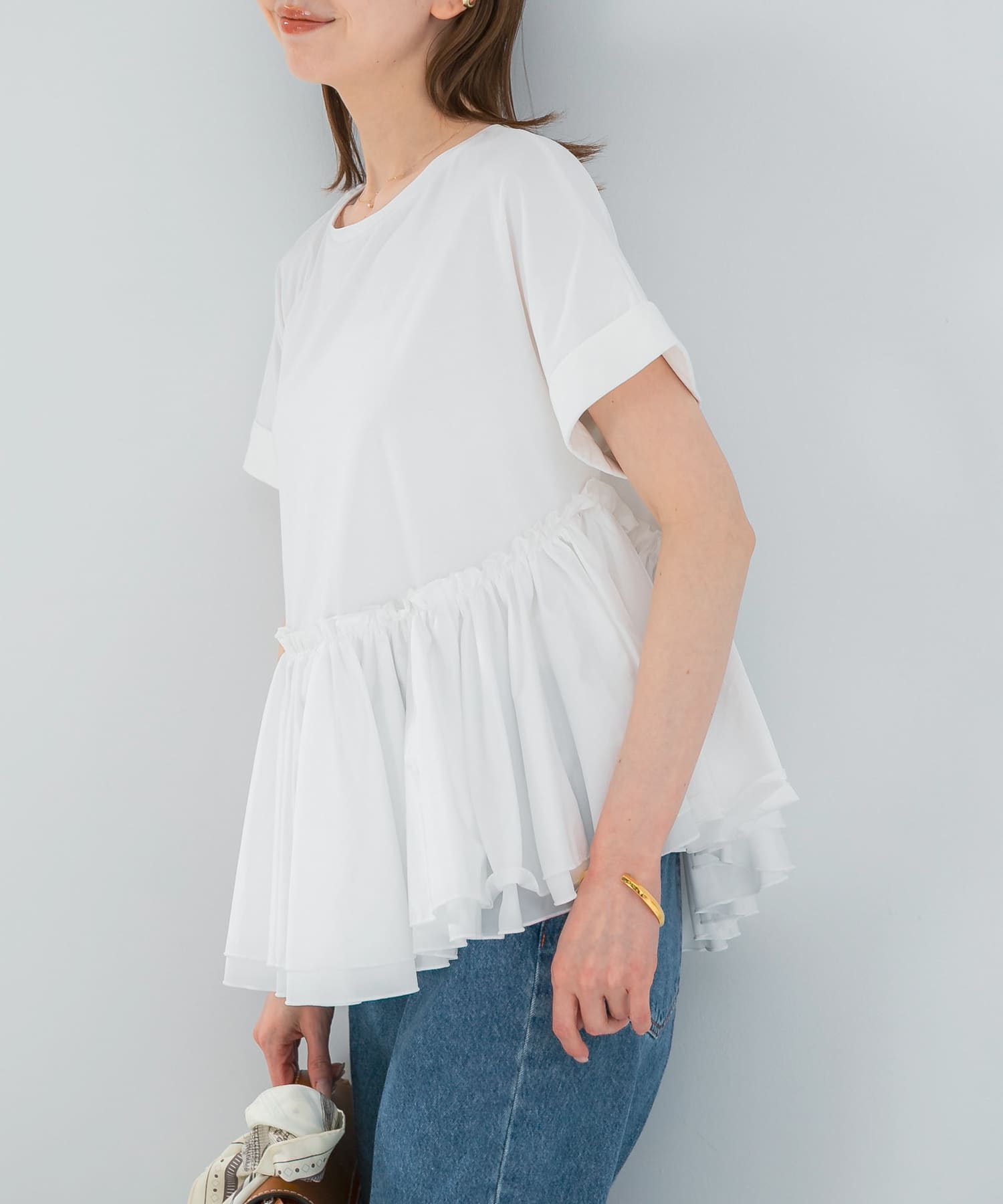 OFF WHITE