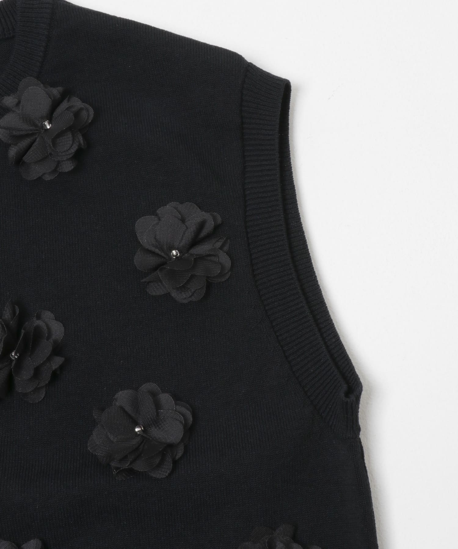 『一部WEB限定カラー』フラワーモチーフニットベスト BLACK Free