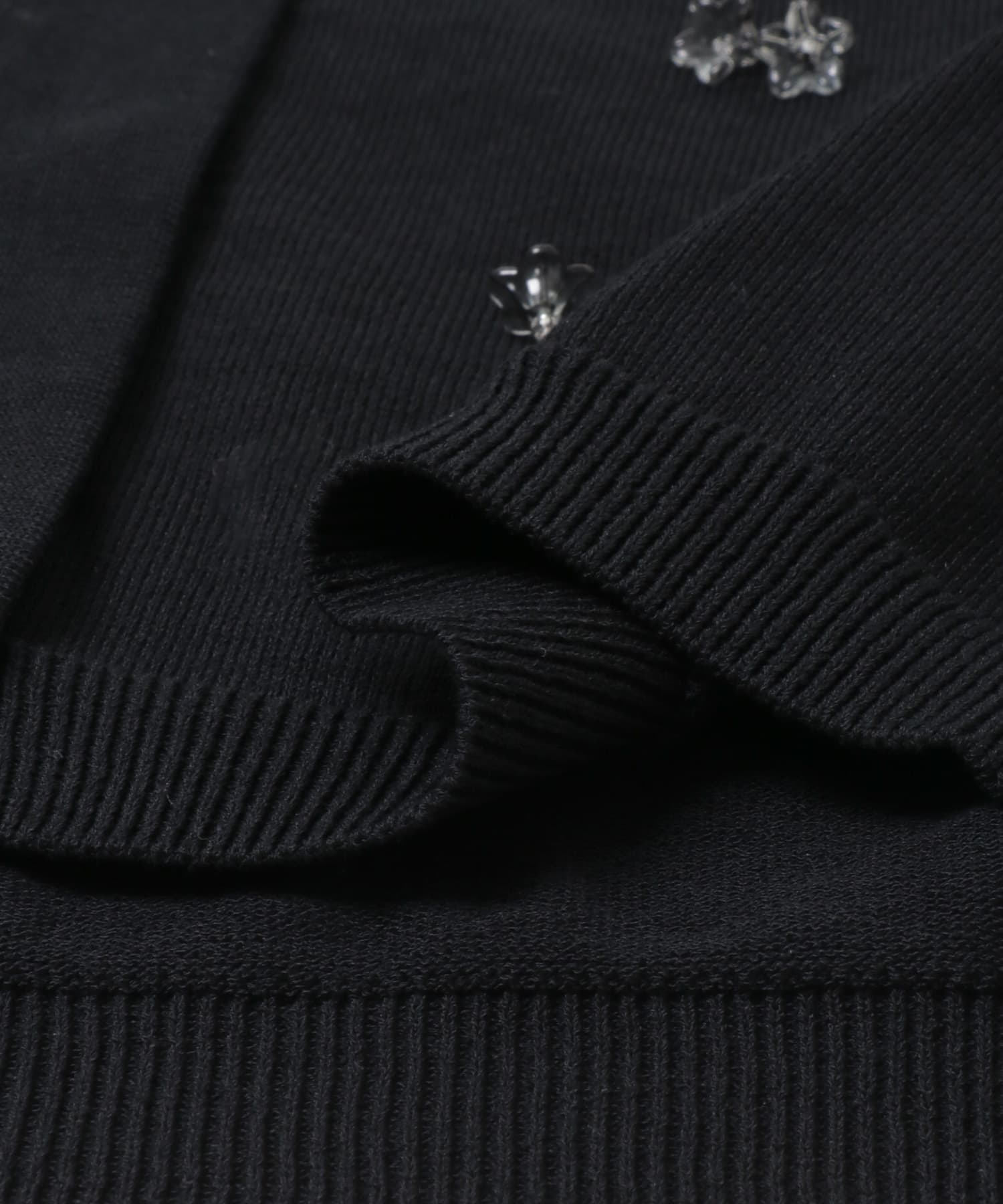 『一部WEB限定カラー』フラワーモチーフニットベスト BEADS BLK Free