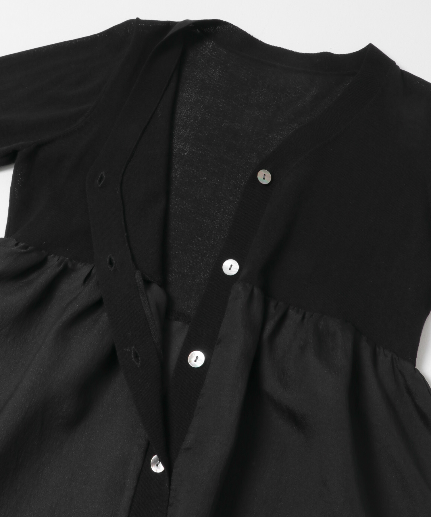 『WEB限定』ドッキングペプラムカーディガン BLACK Free