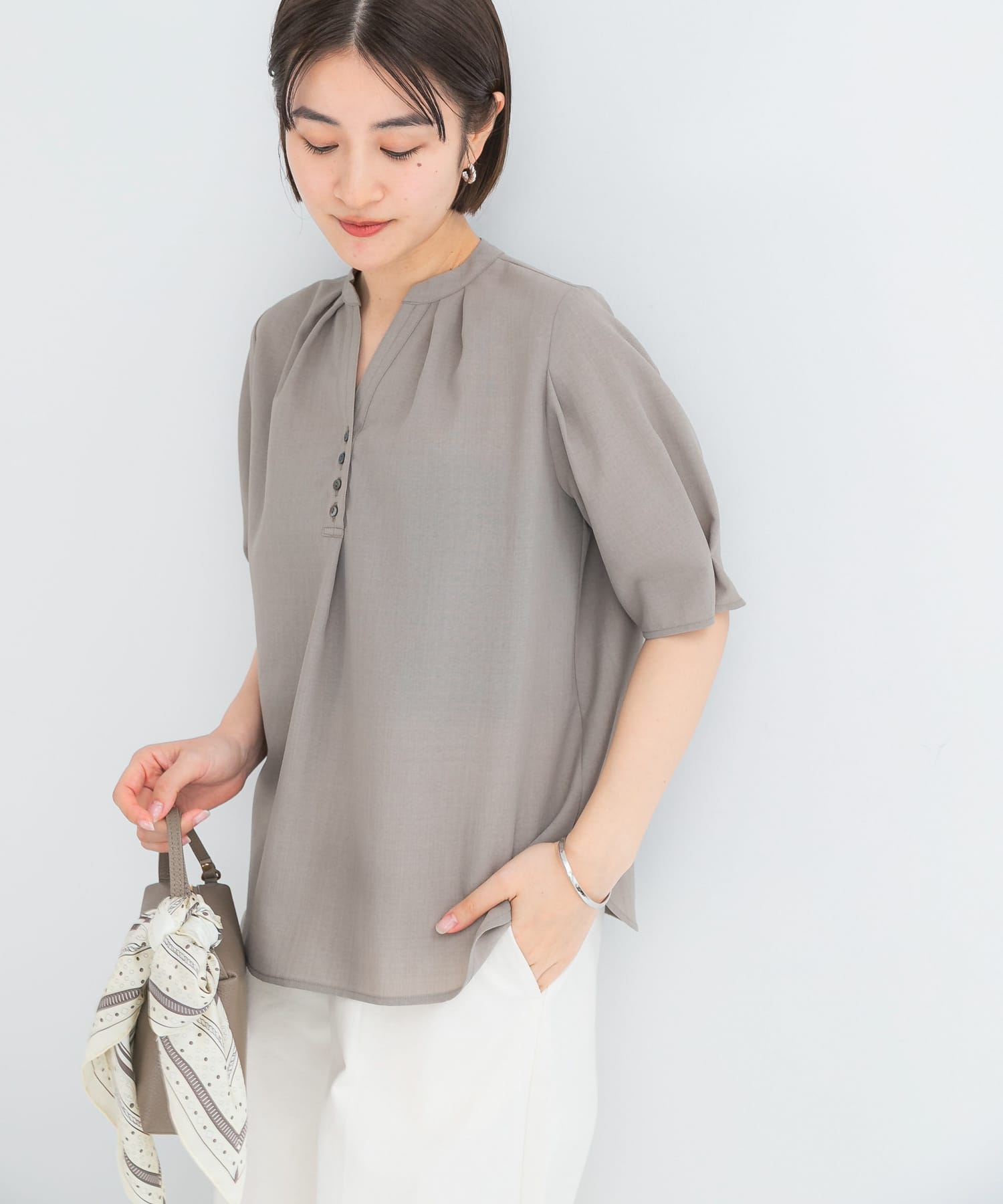 『UR TECH DRYLUXE』『再入荷予定カラー』 デザインスリーブブラウス