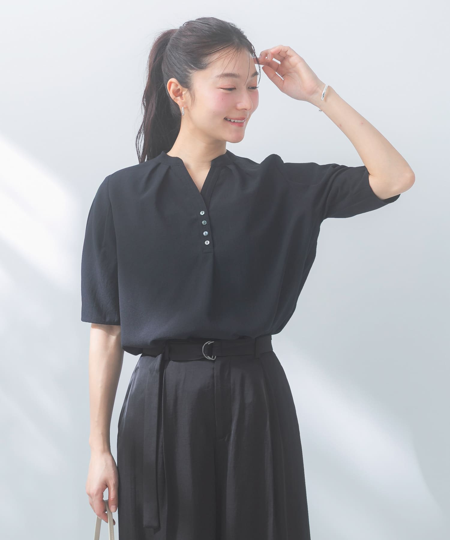 『UR TECH DRYLUXE』『再入荷予定カラー』 デザインスリーブブラウス