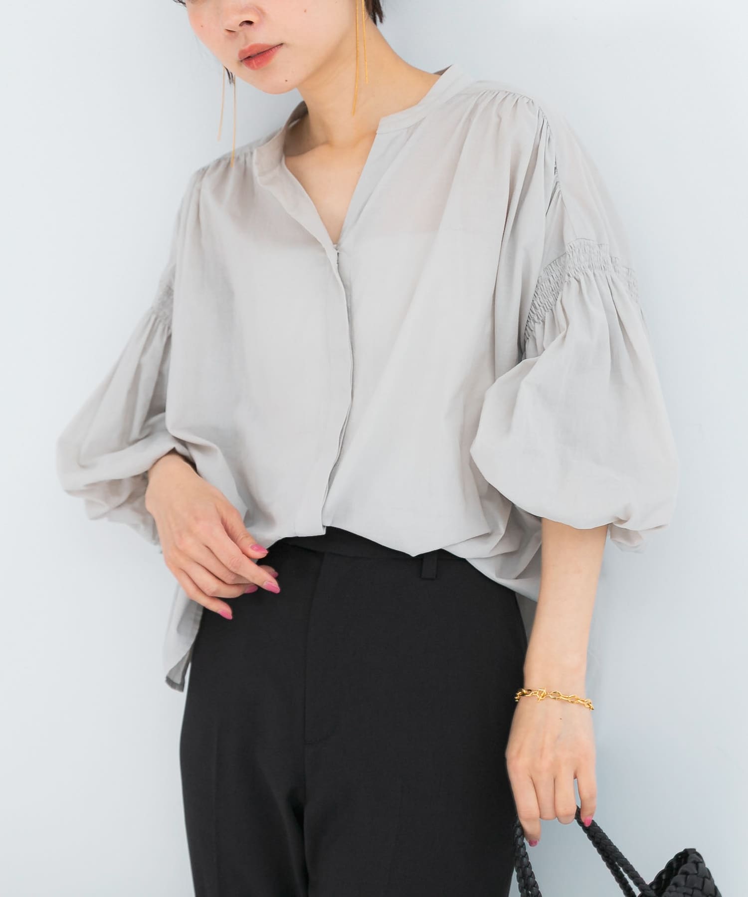 『WEB限定』コットンボイルバルーンスリーブブラウス