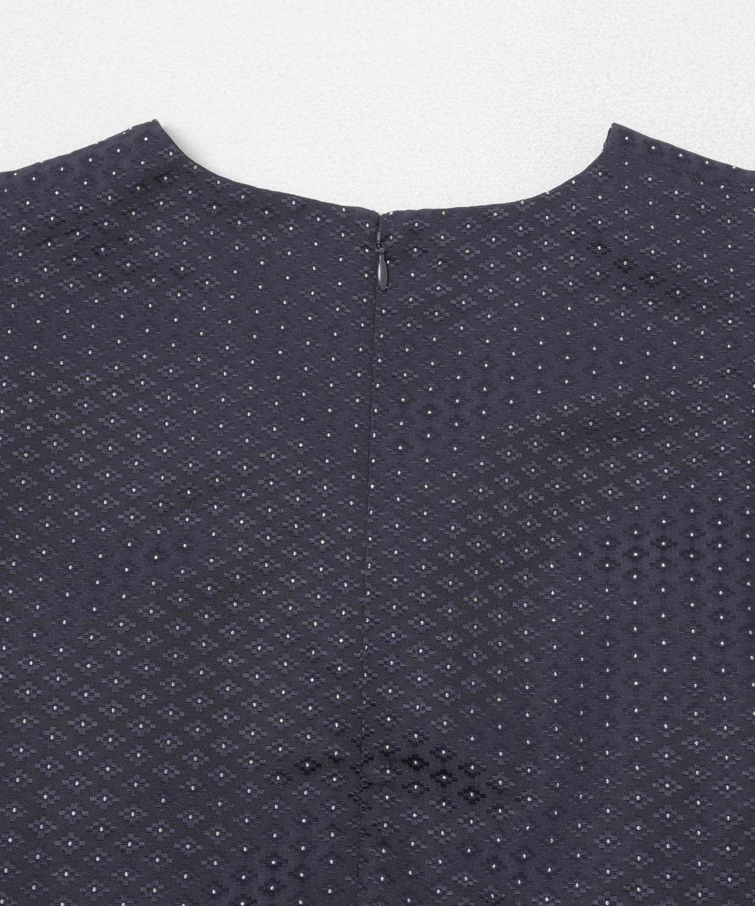『WEB限定』ジャガードペプラムＶネックブラウス NAVY Free