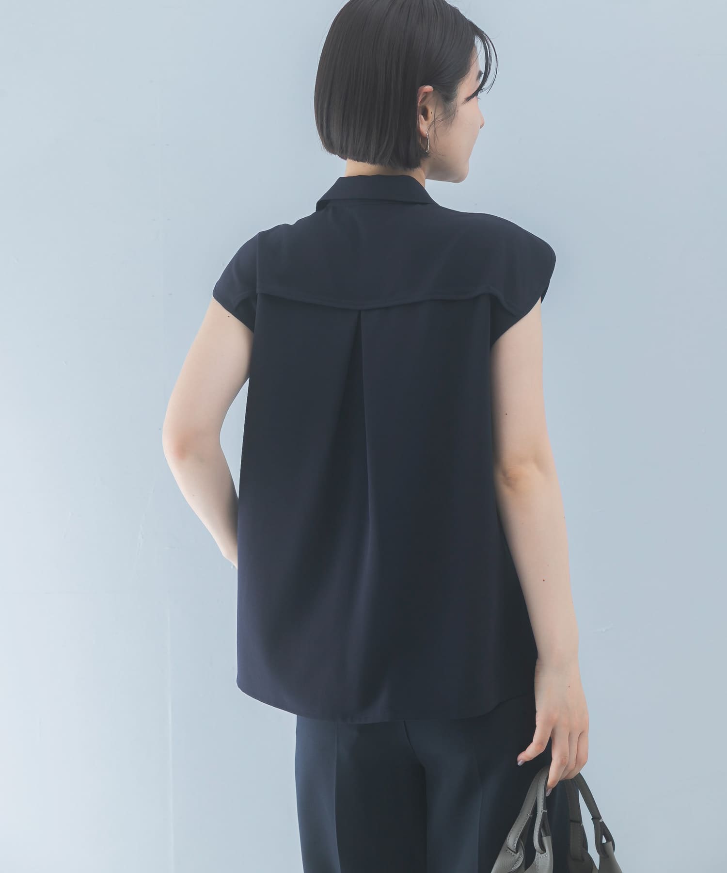 DARK NAVY