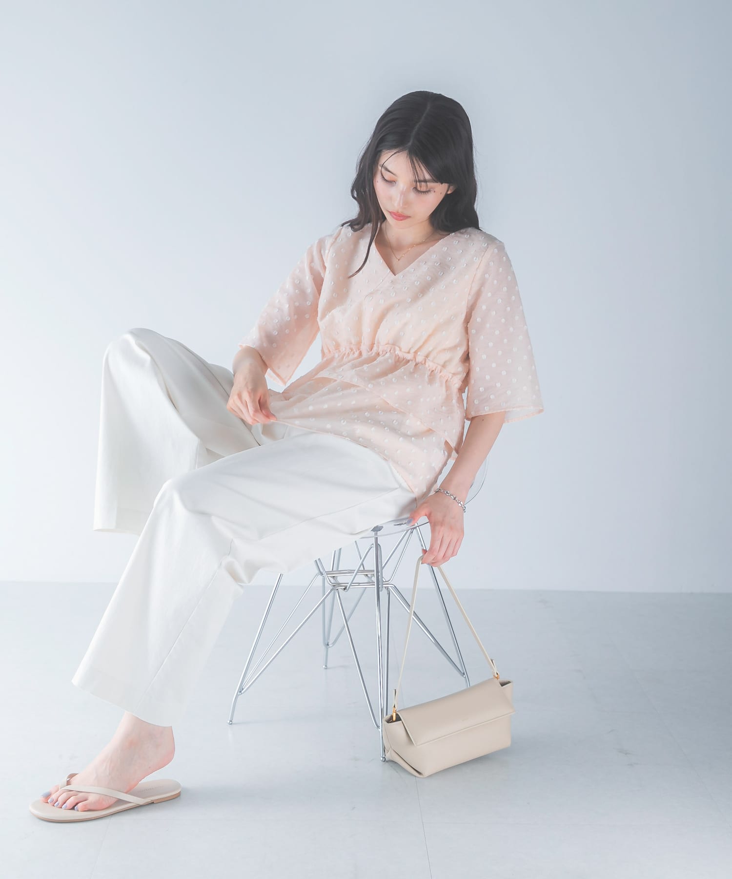 L.BEIGE