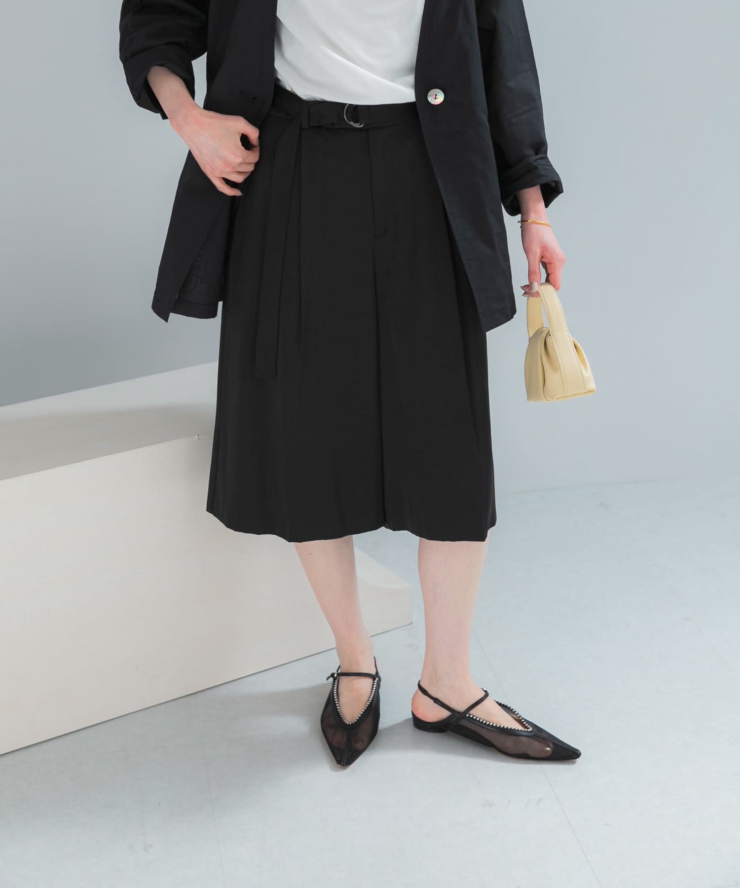 スラブサテンハーフパンツ(36 BLACK): ボトム｜URBAN RESEARCH公式