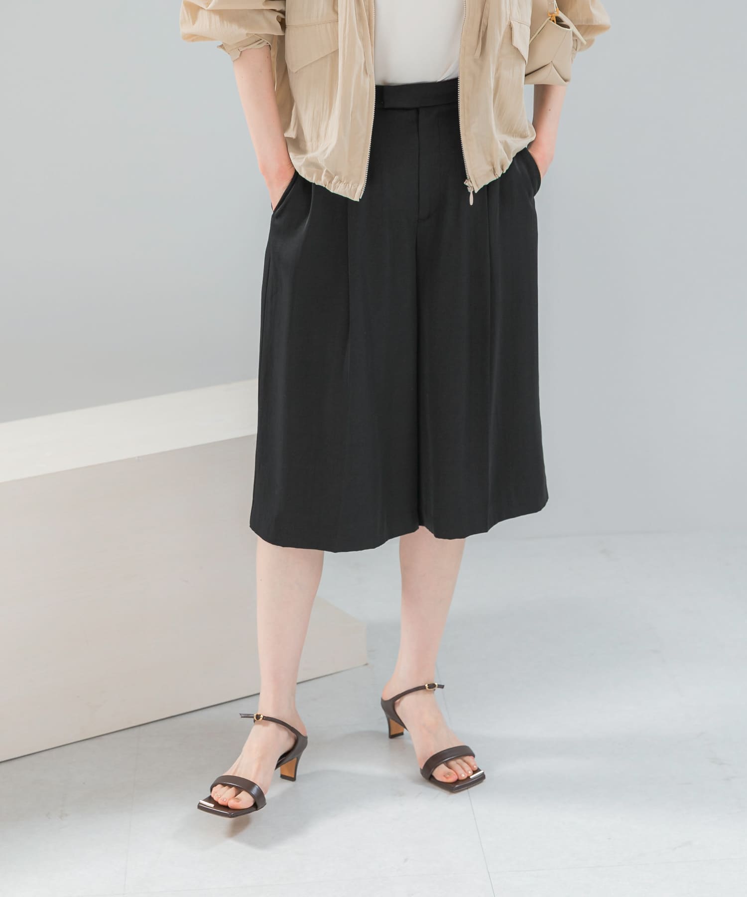 身長：165cm サイズ：38