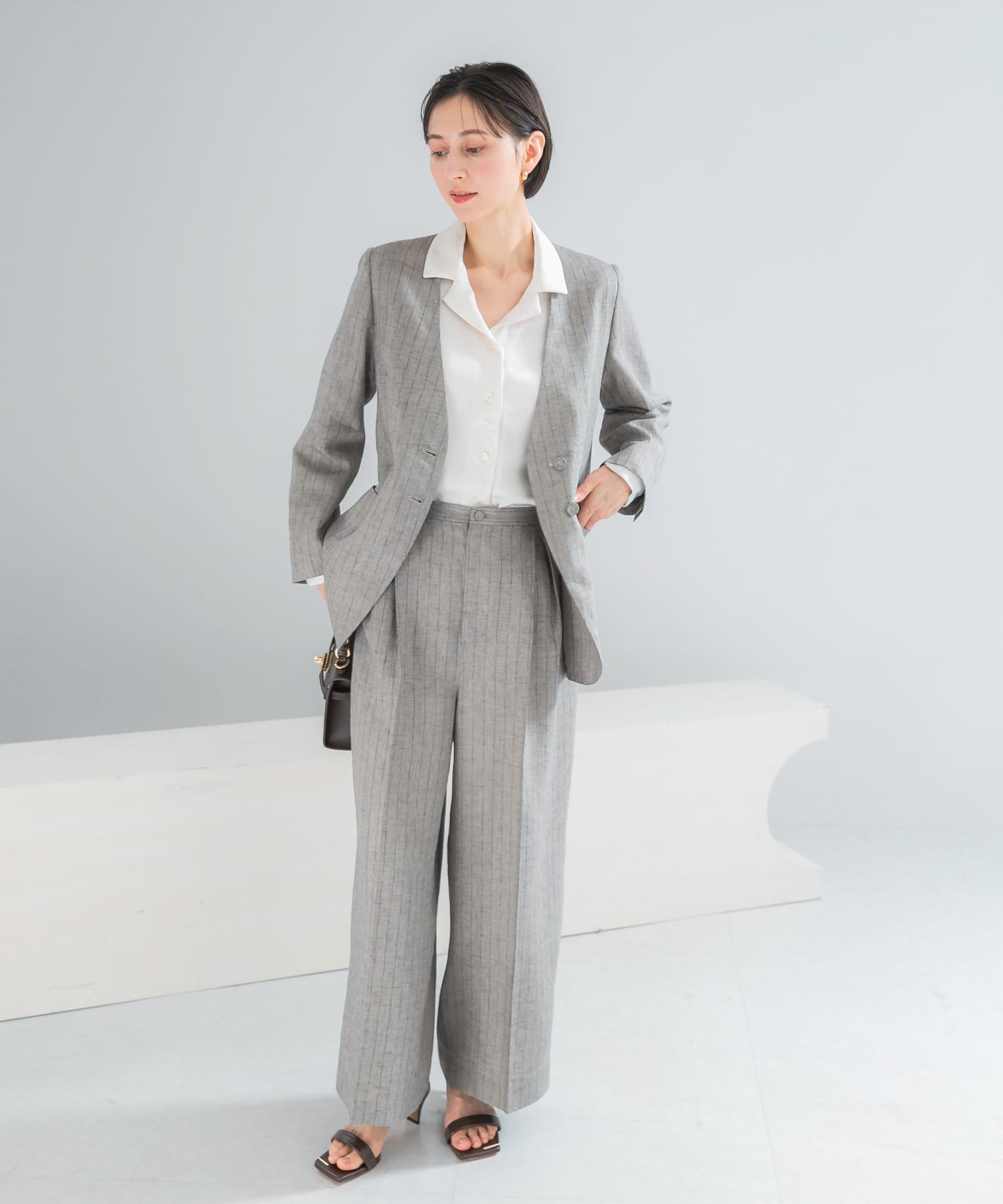 身長：168cm サイズ：38