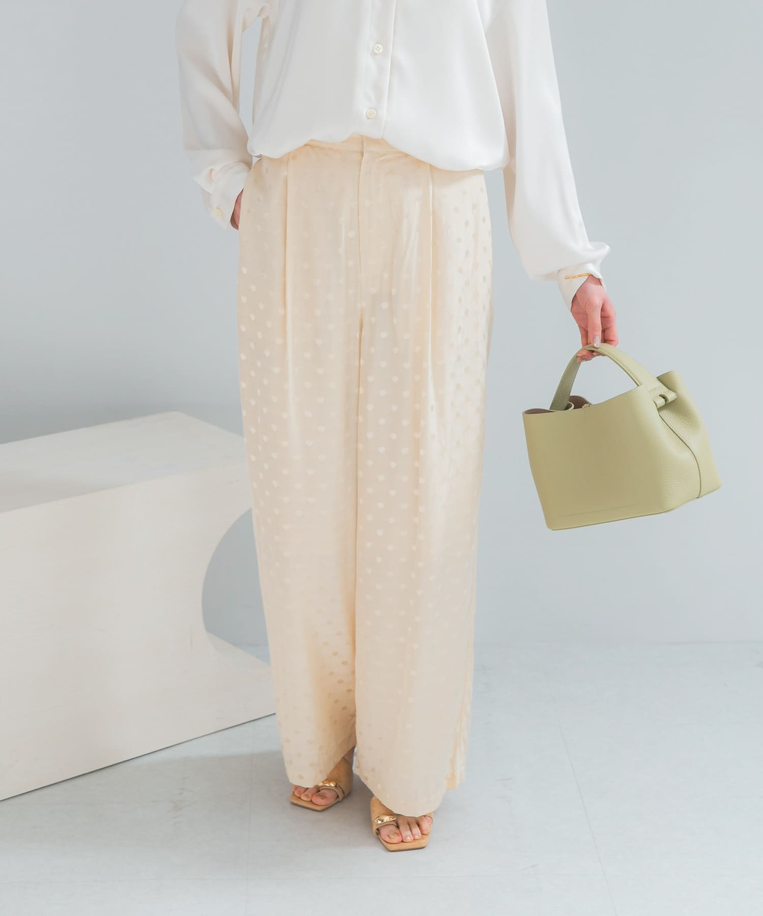 サテンドットパンツ