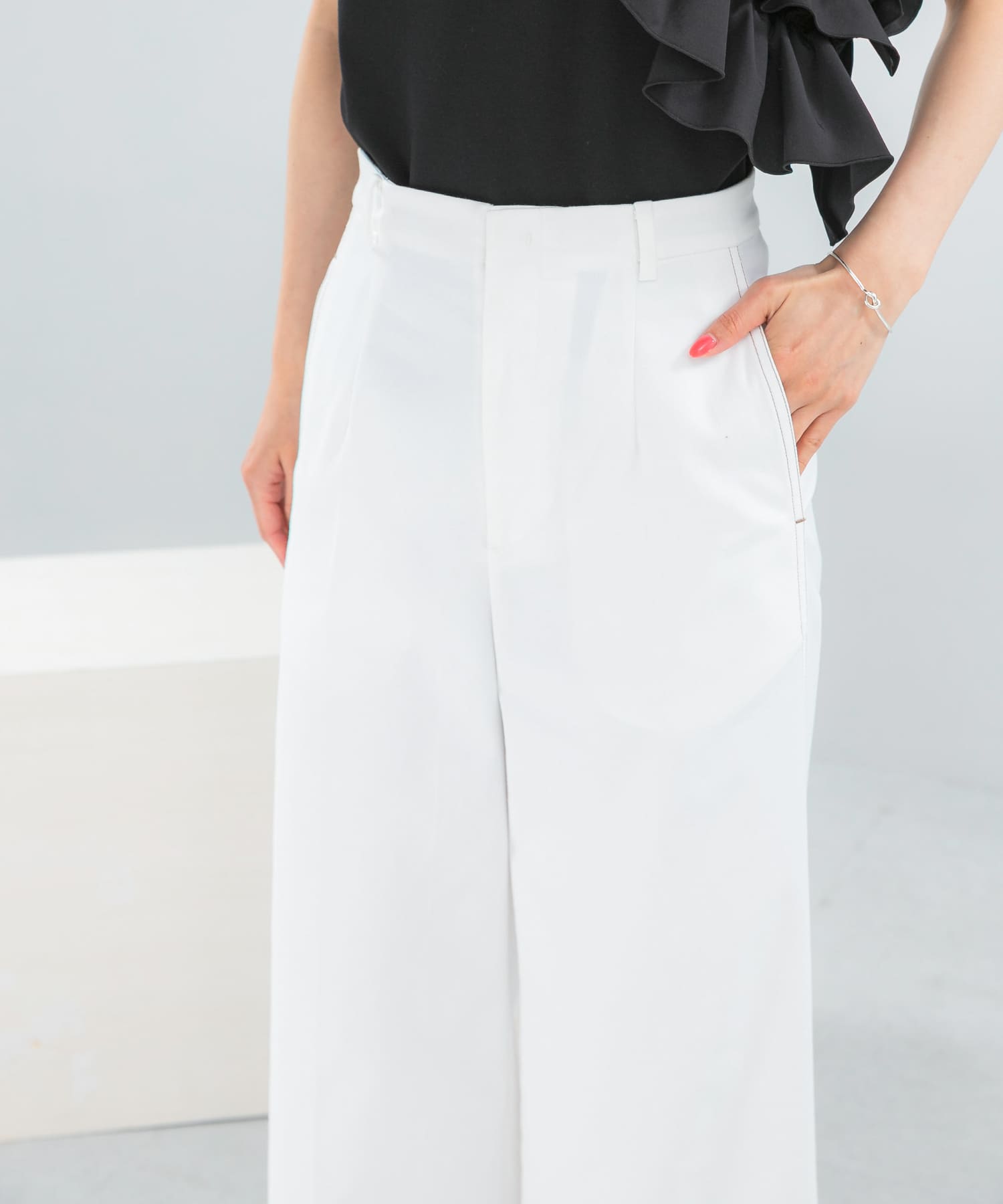コットンツイルワイドパンツ(36 WHITE): ボトム｜URBAN RESEARCH公式