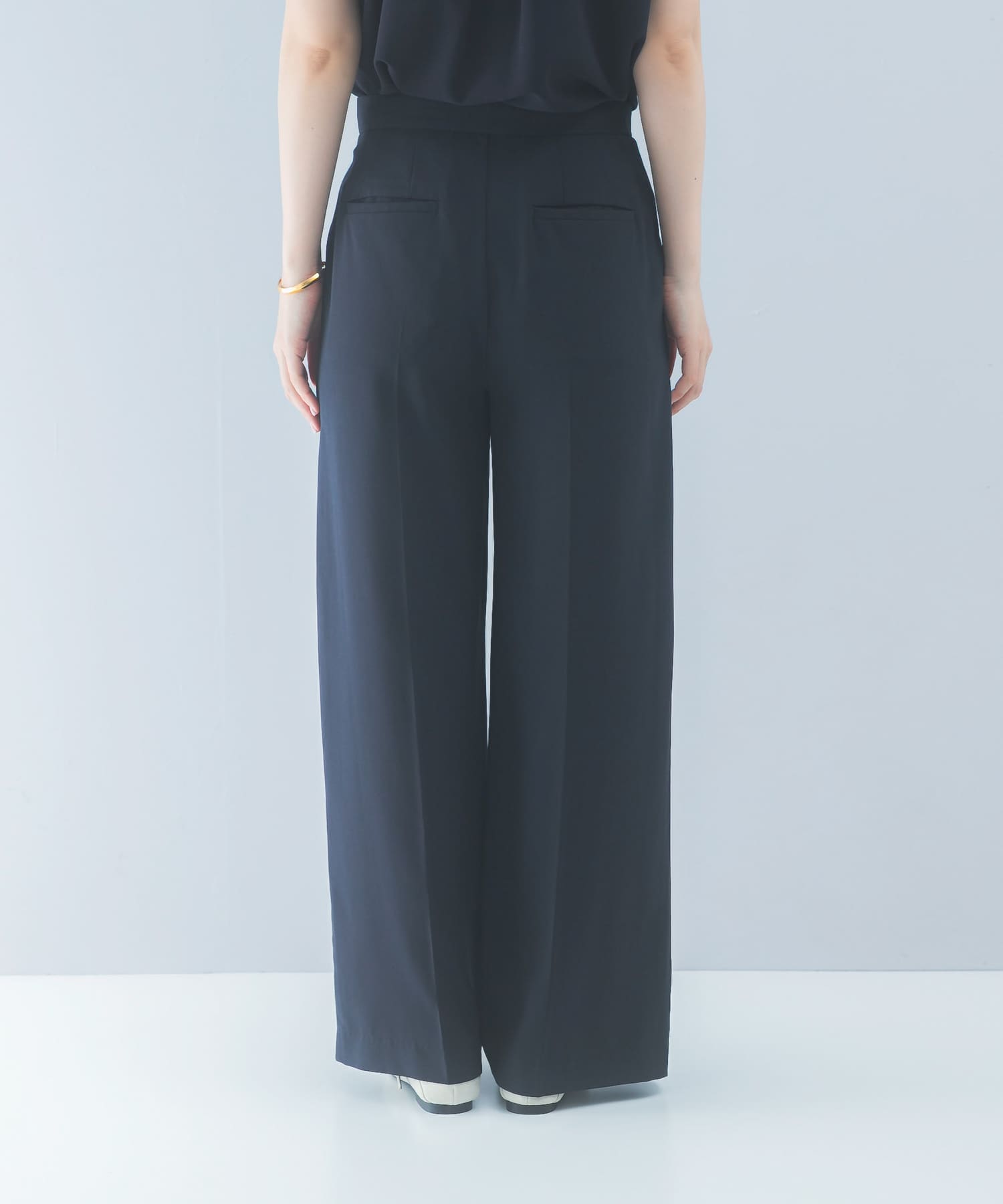 身長：165cm サイズ：38