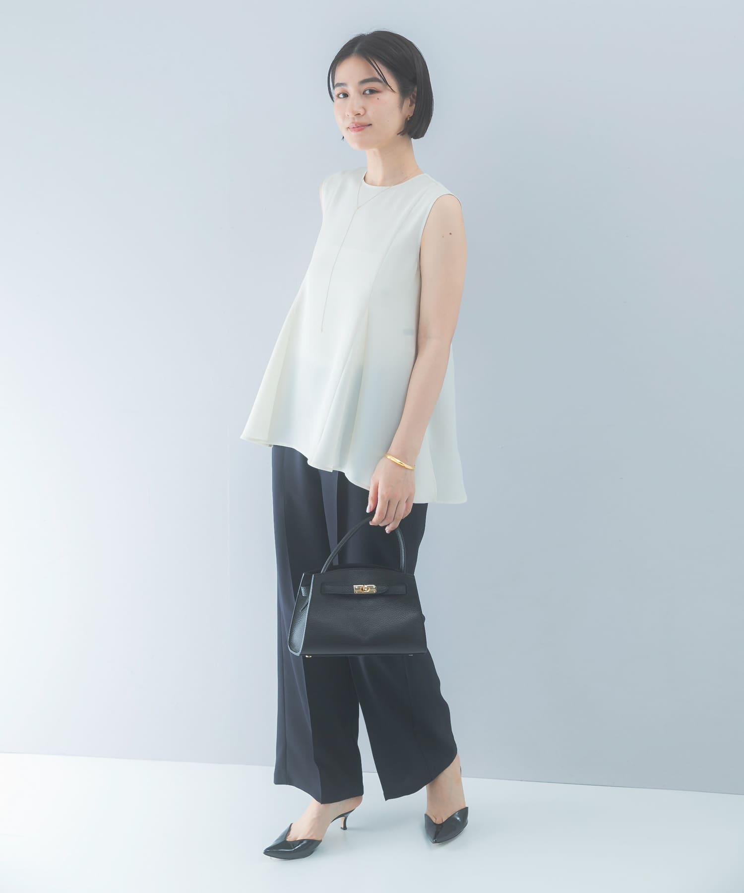 身長：165cm サイズ：38