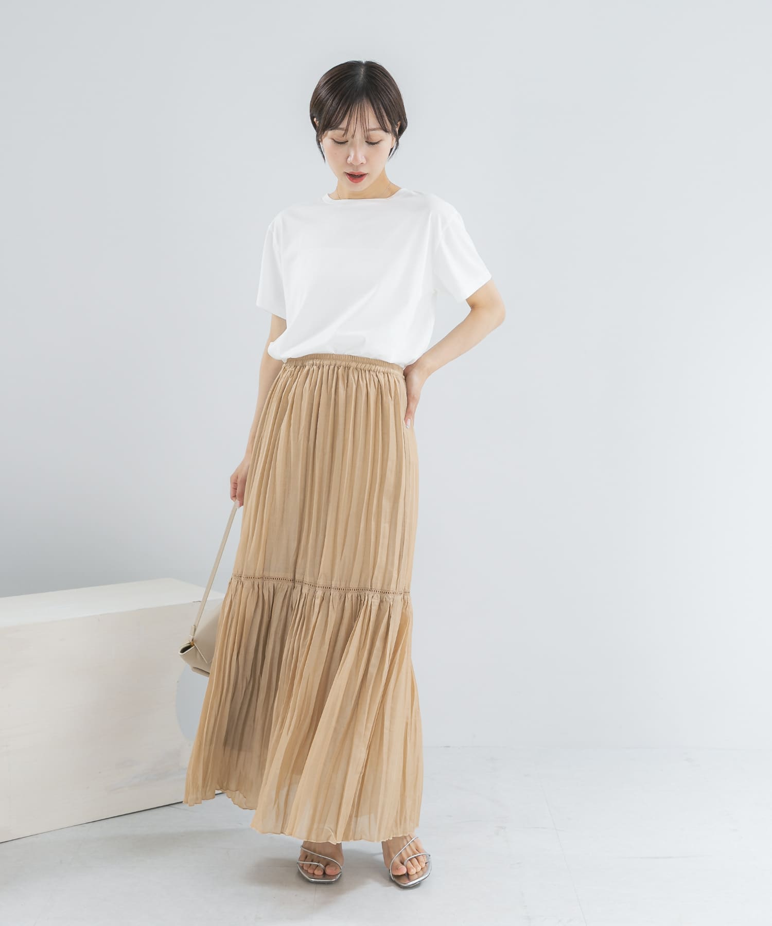 Y/BEIGE