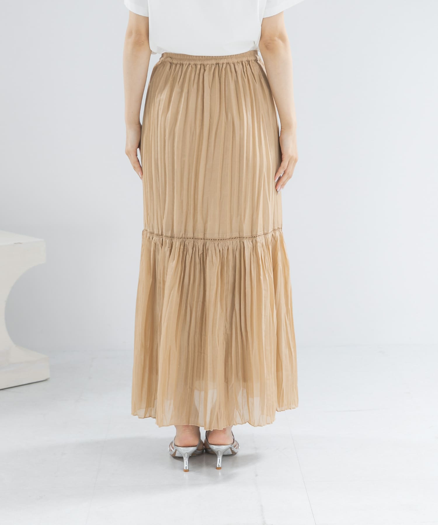 Y/BEIGE