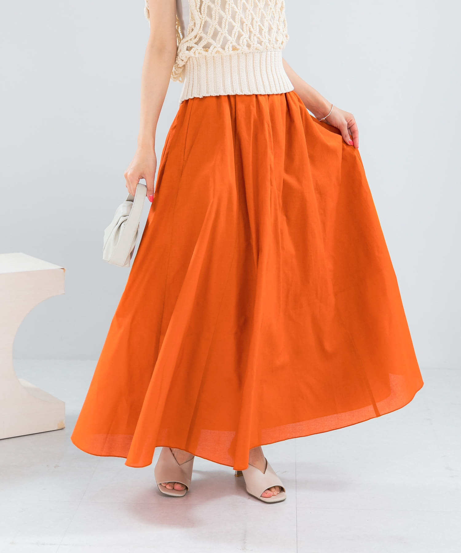 ORANGE