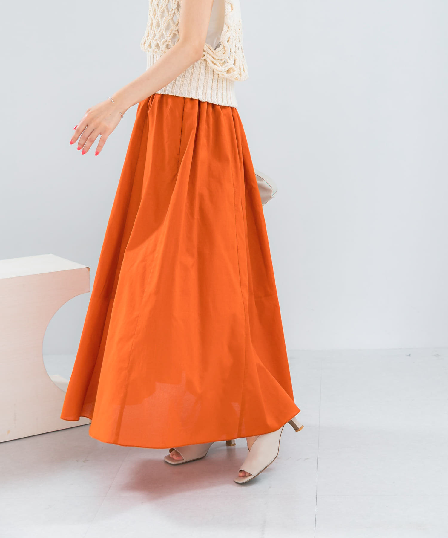 ORANGE