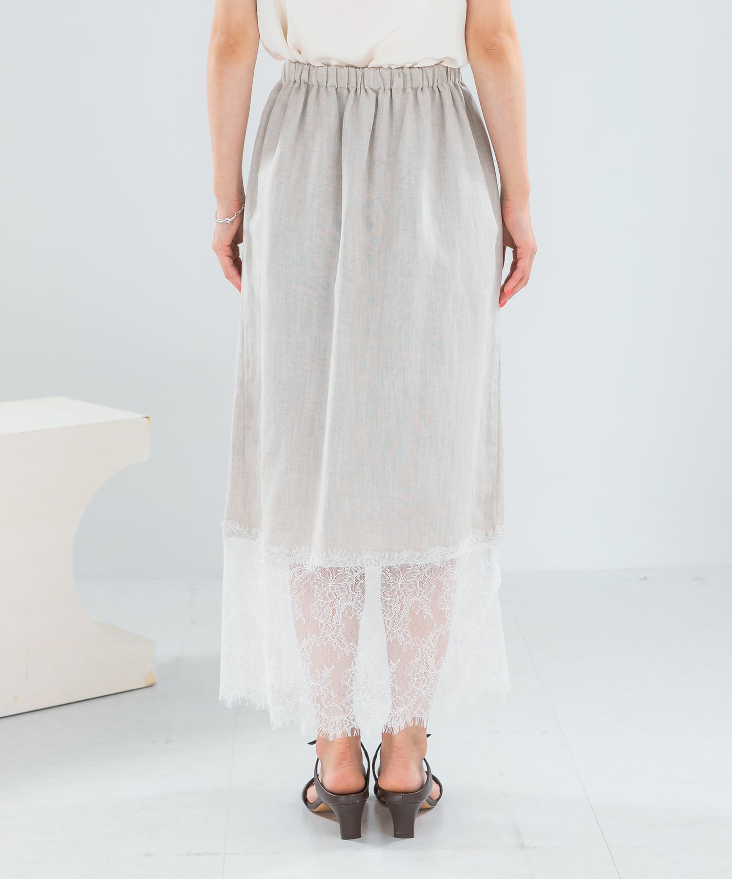 L.BEIGE