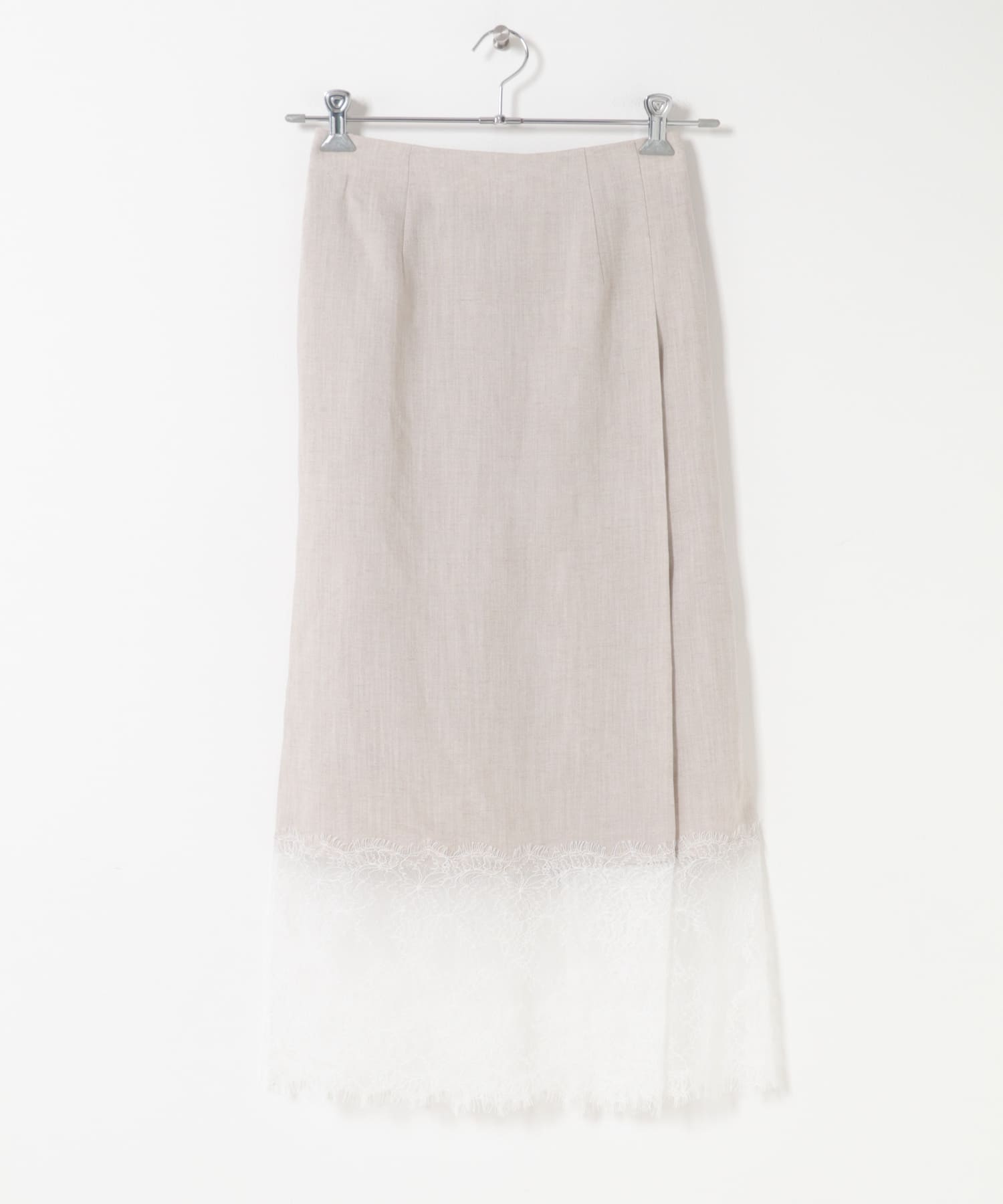 L.BEIGE