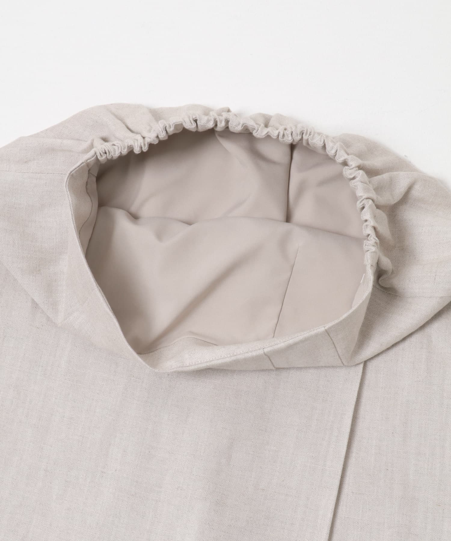 L.BEIGE