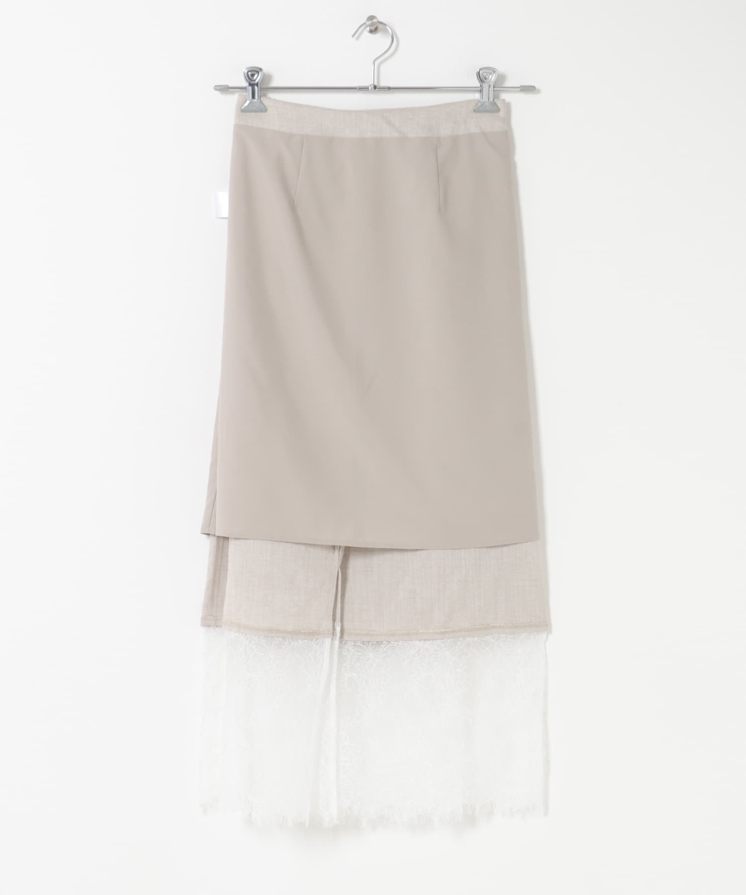 L.BEIGE