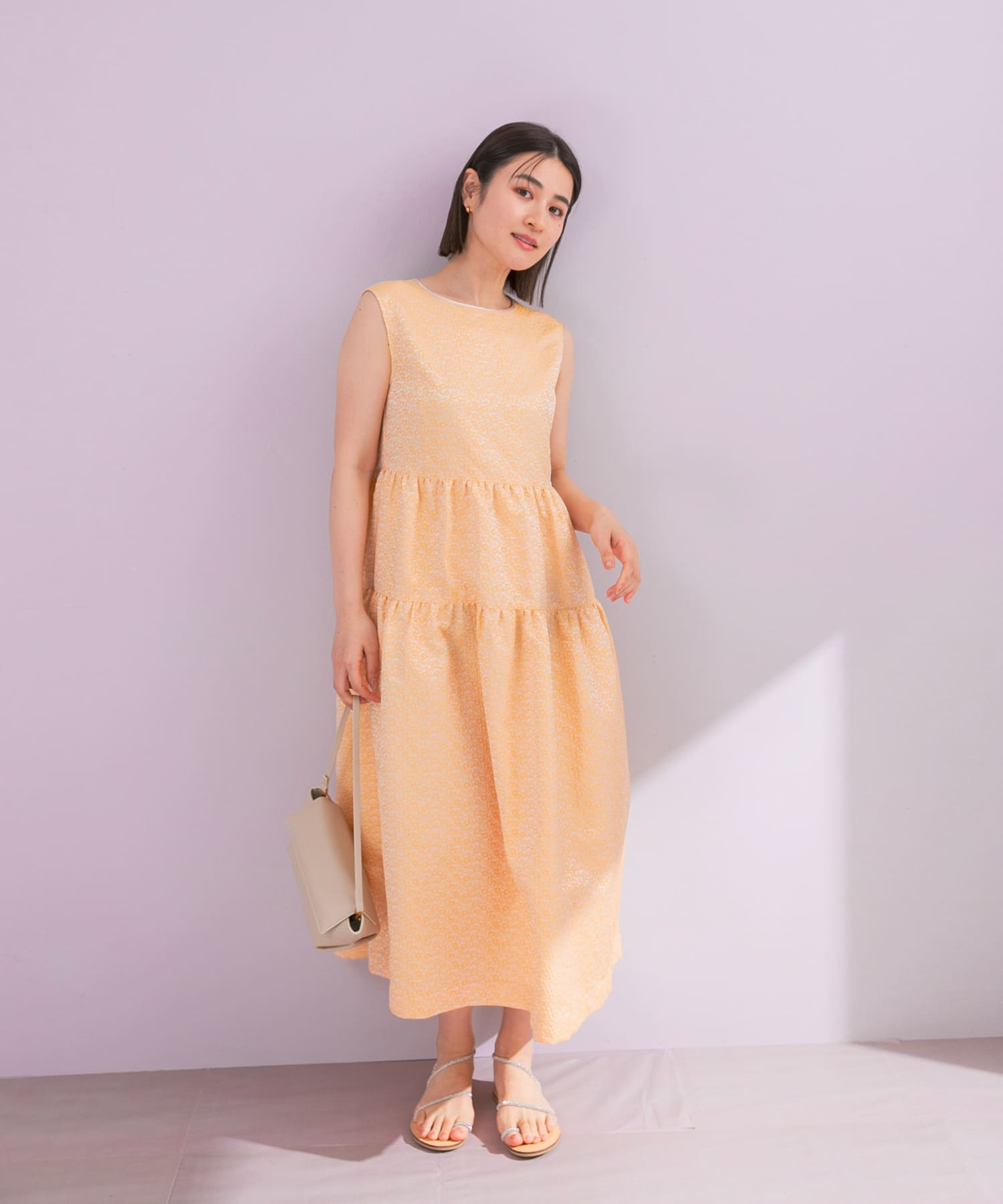 フラワージャガードフォルムワンピース