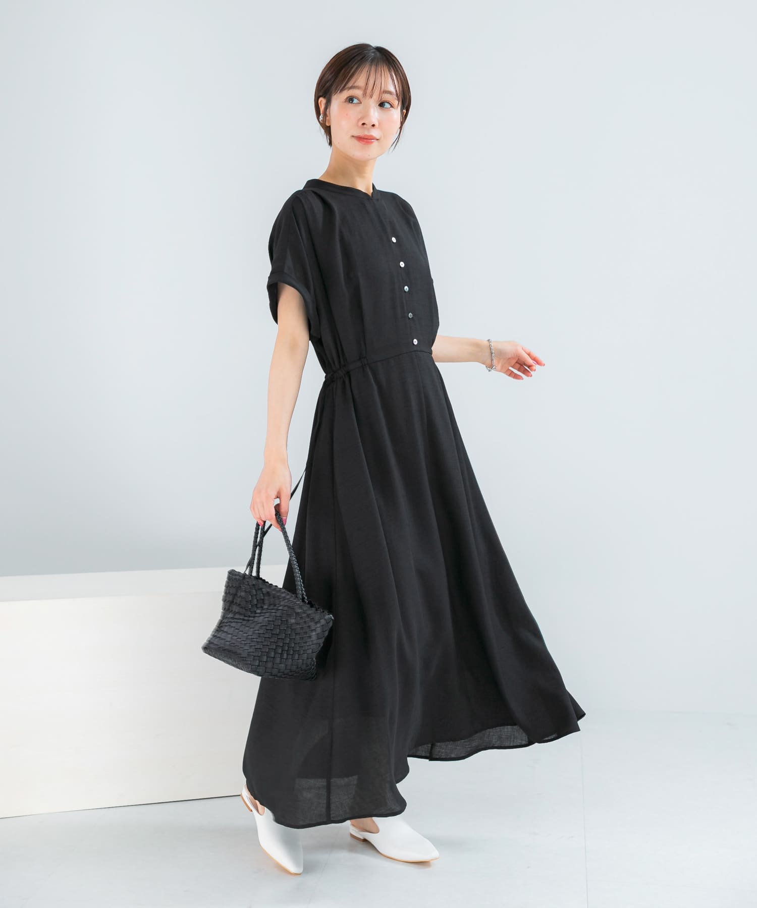 ウォッシャブルセミシアー2WAYネックワンピース(Free BROWN