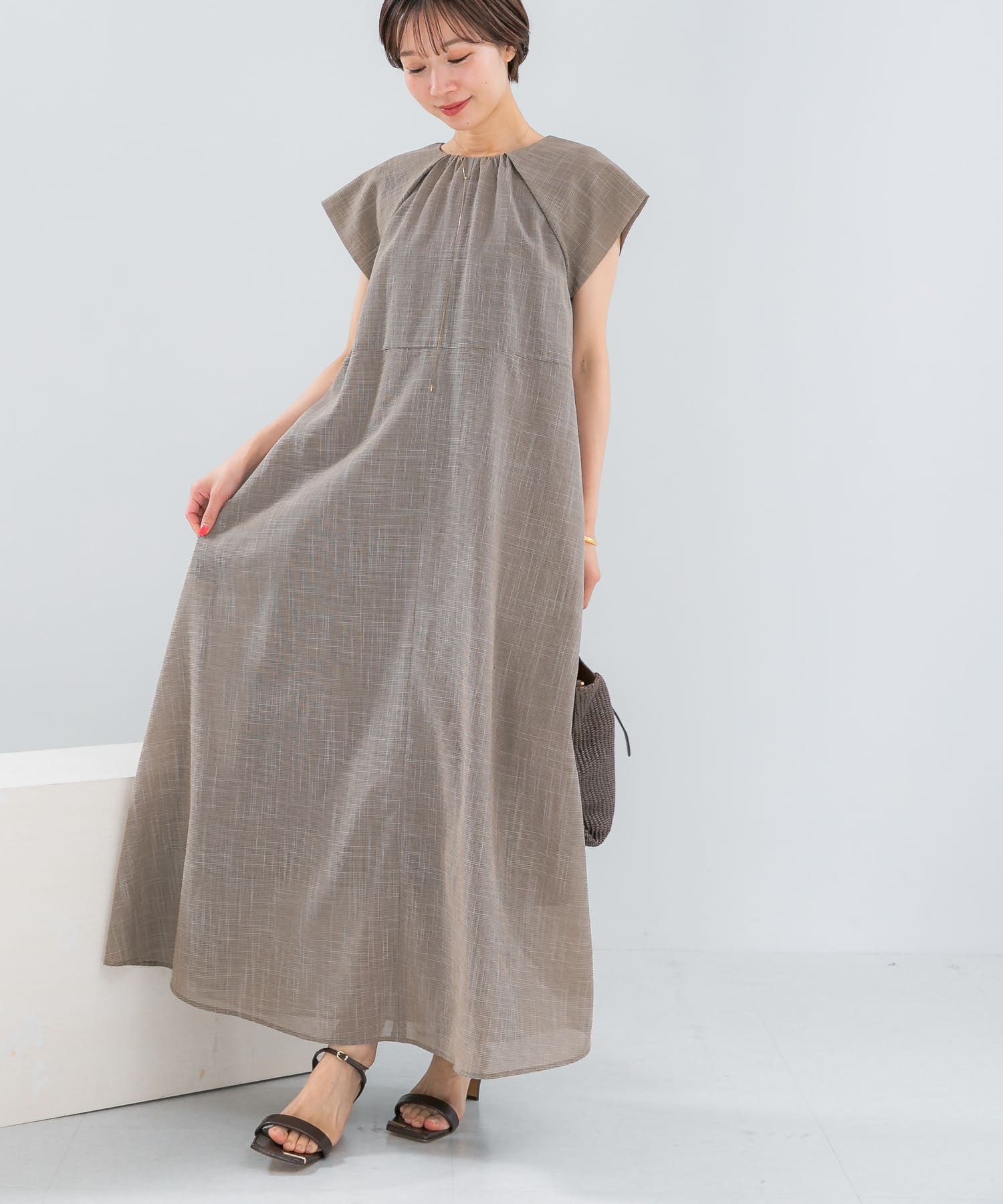 デザインスリーブマキシワンピース(Free MOCHA): ワンピース｜URBAN