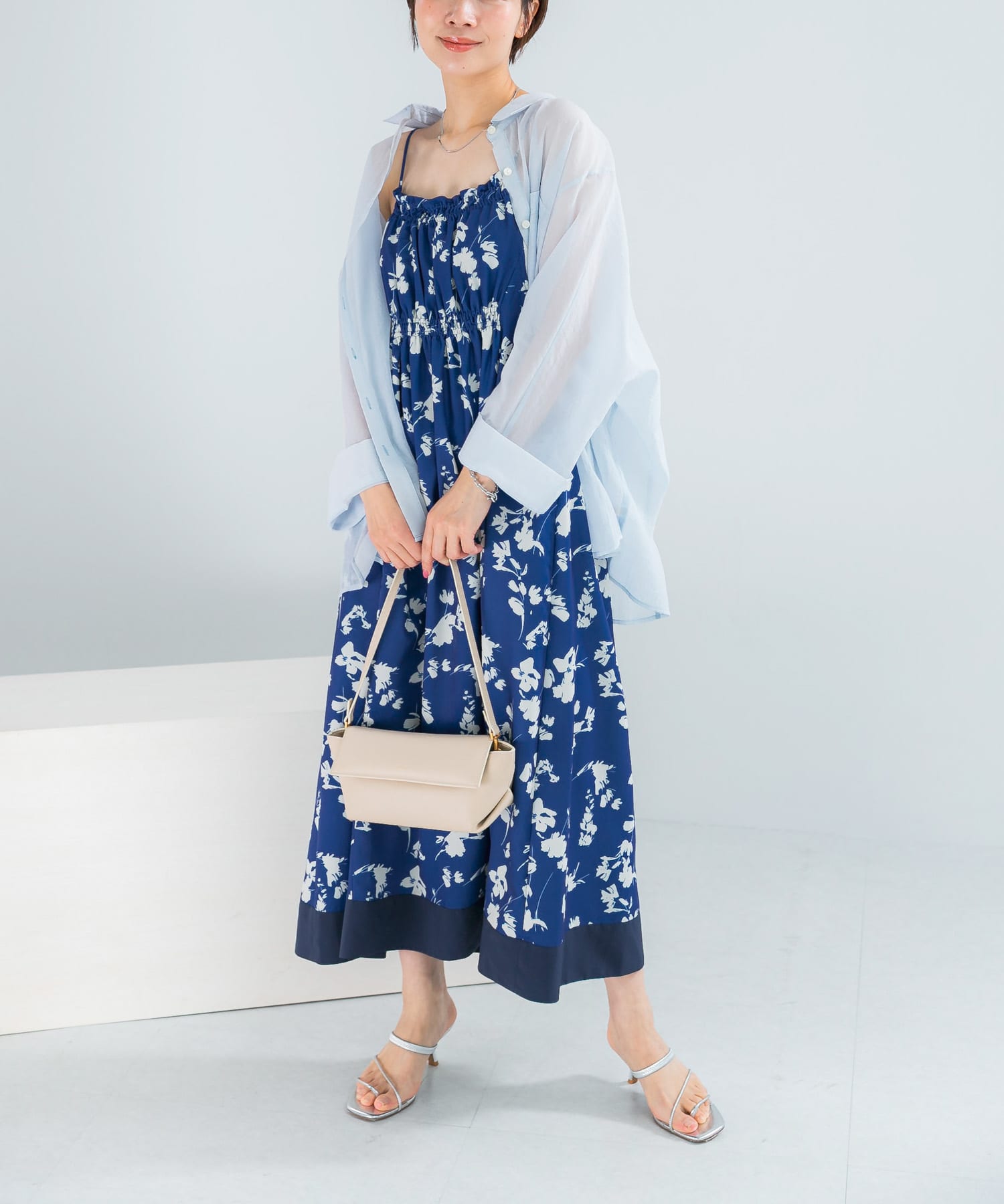 フラワーモチーフプリントキャミワンピース