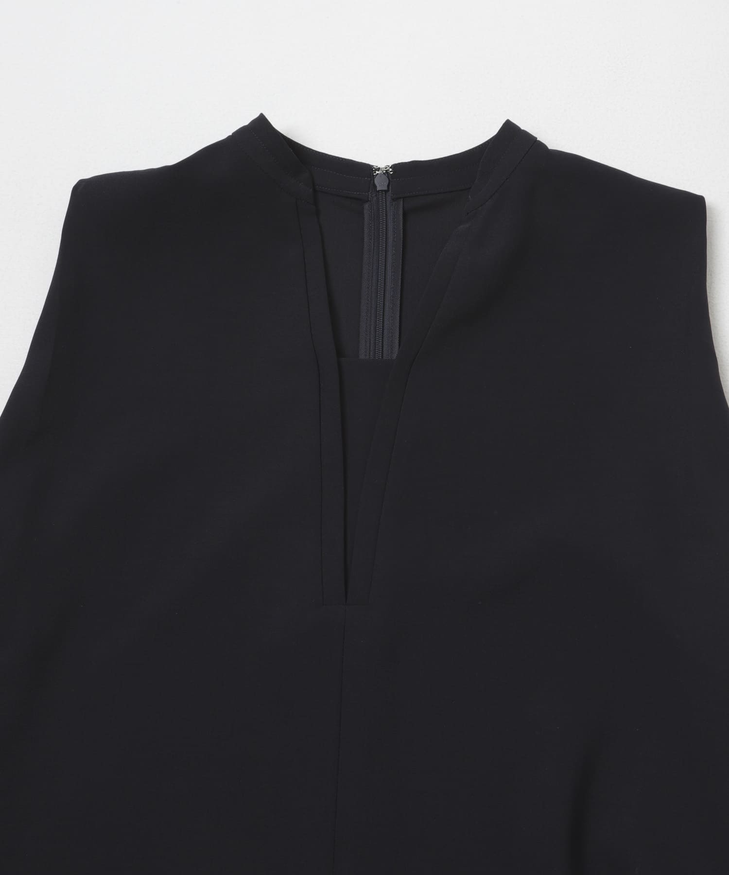 クールタッチ 吸水速乾キーネックフレアワンピース D/NAVY Free