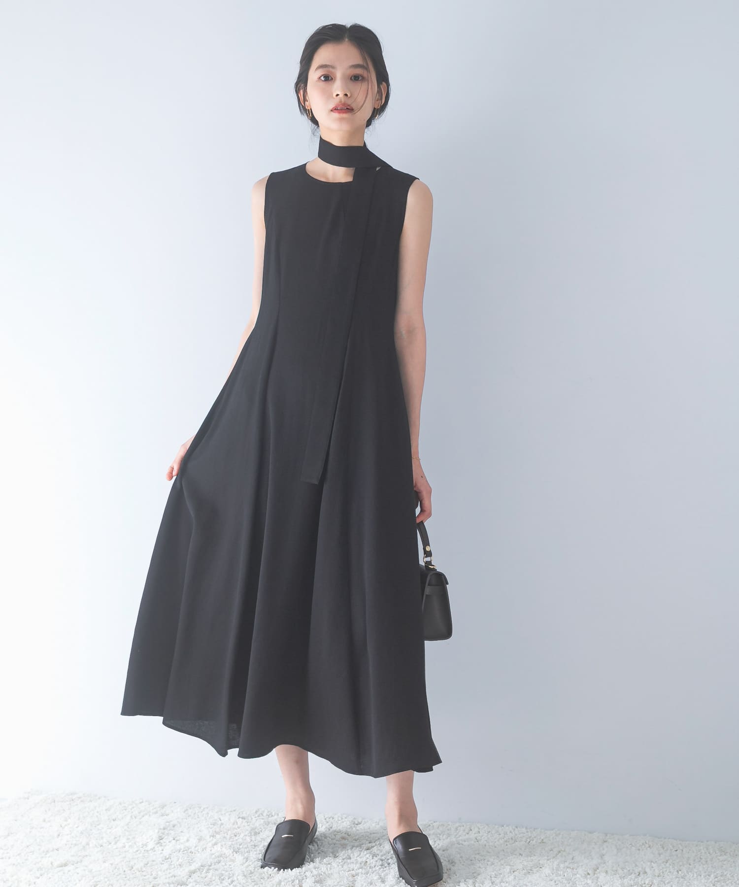 ベルト付フレアシルエットロングドレス