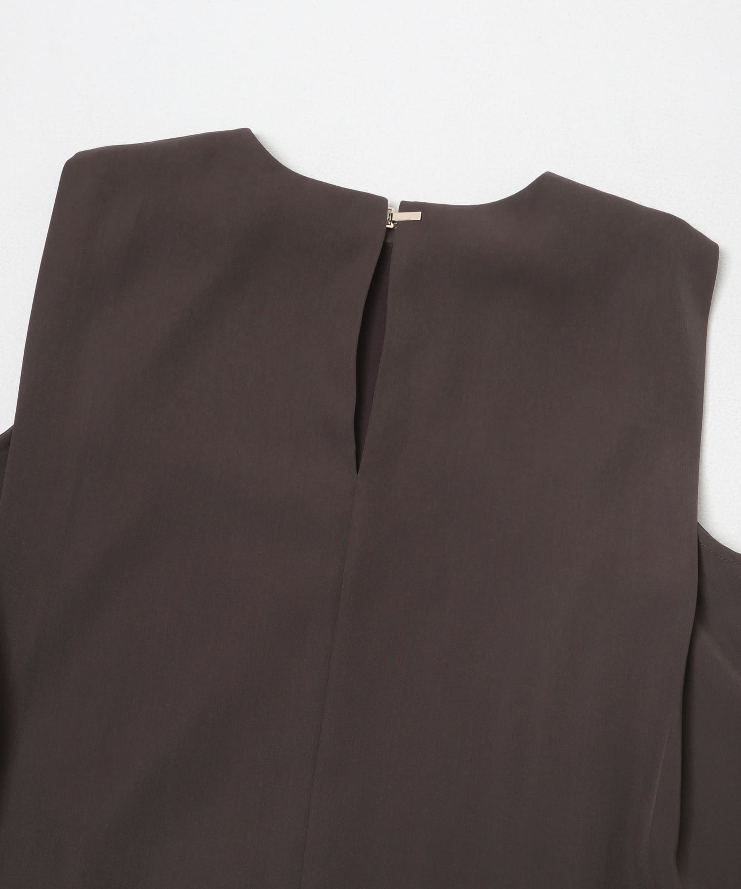 バックメタルポイントストレートワンピース CHARCOAL Free