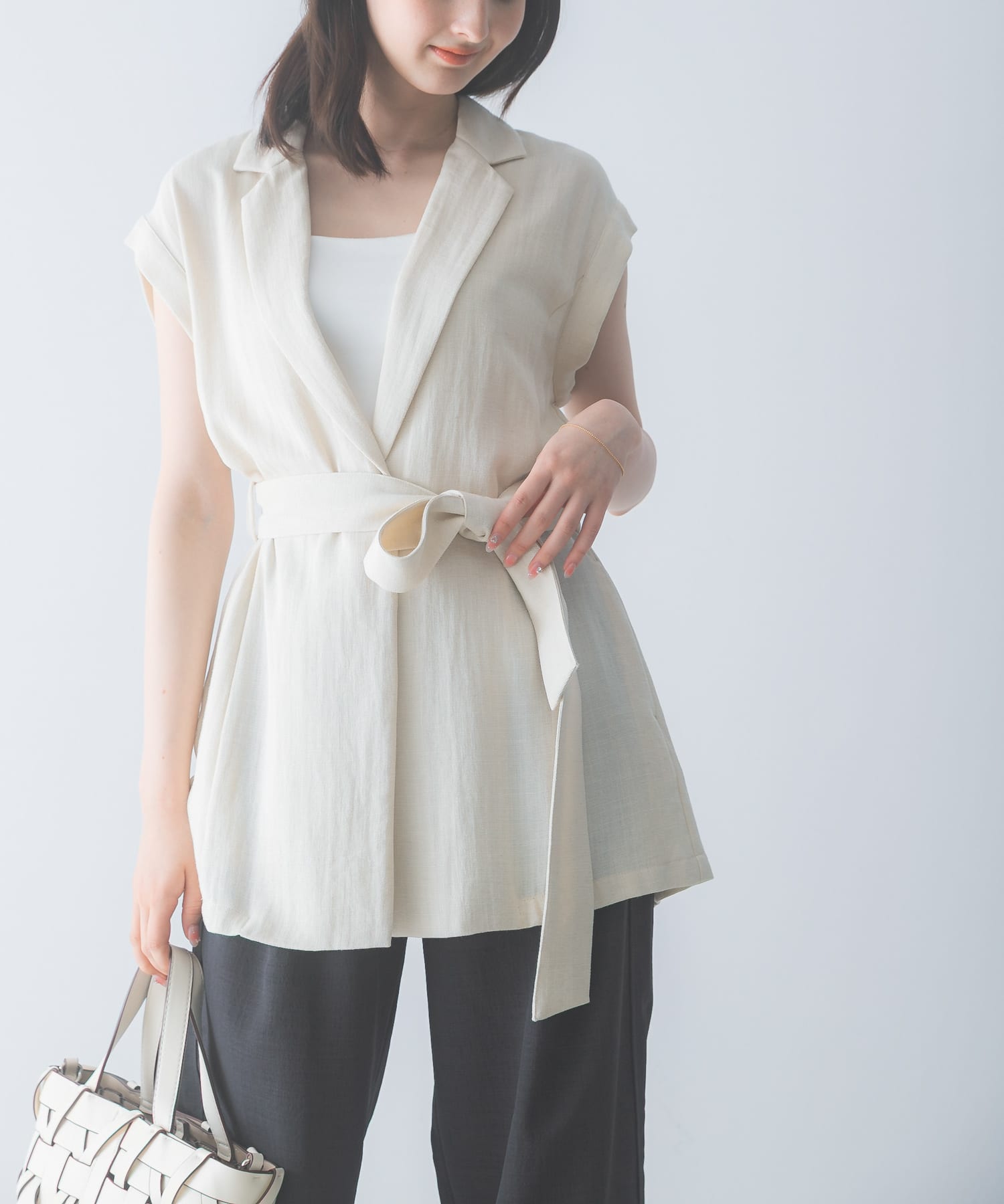 L.BEIGE