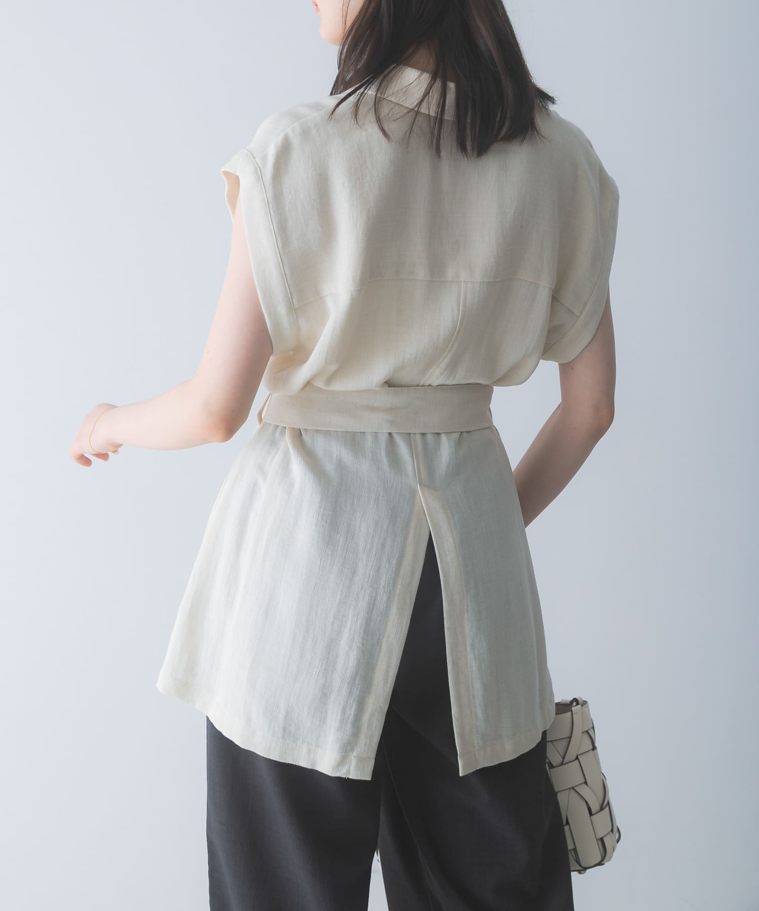 L.BEIGE
