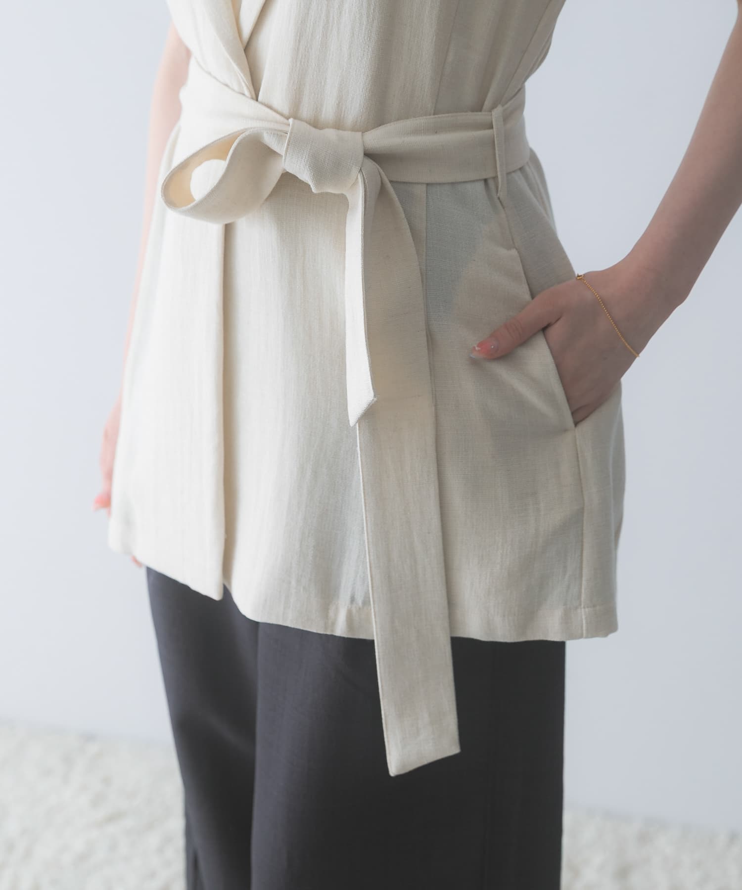 L.BEIGE