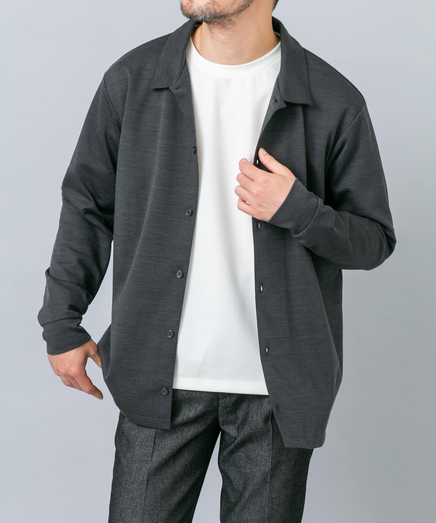 GRAY