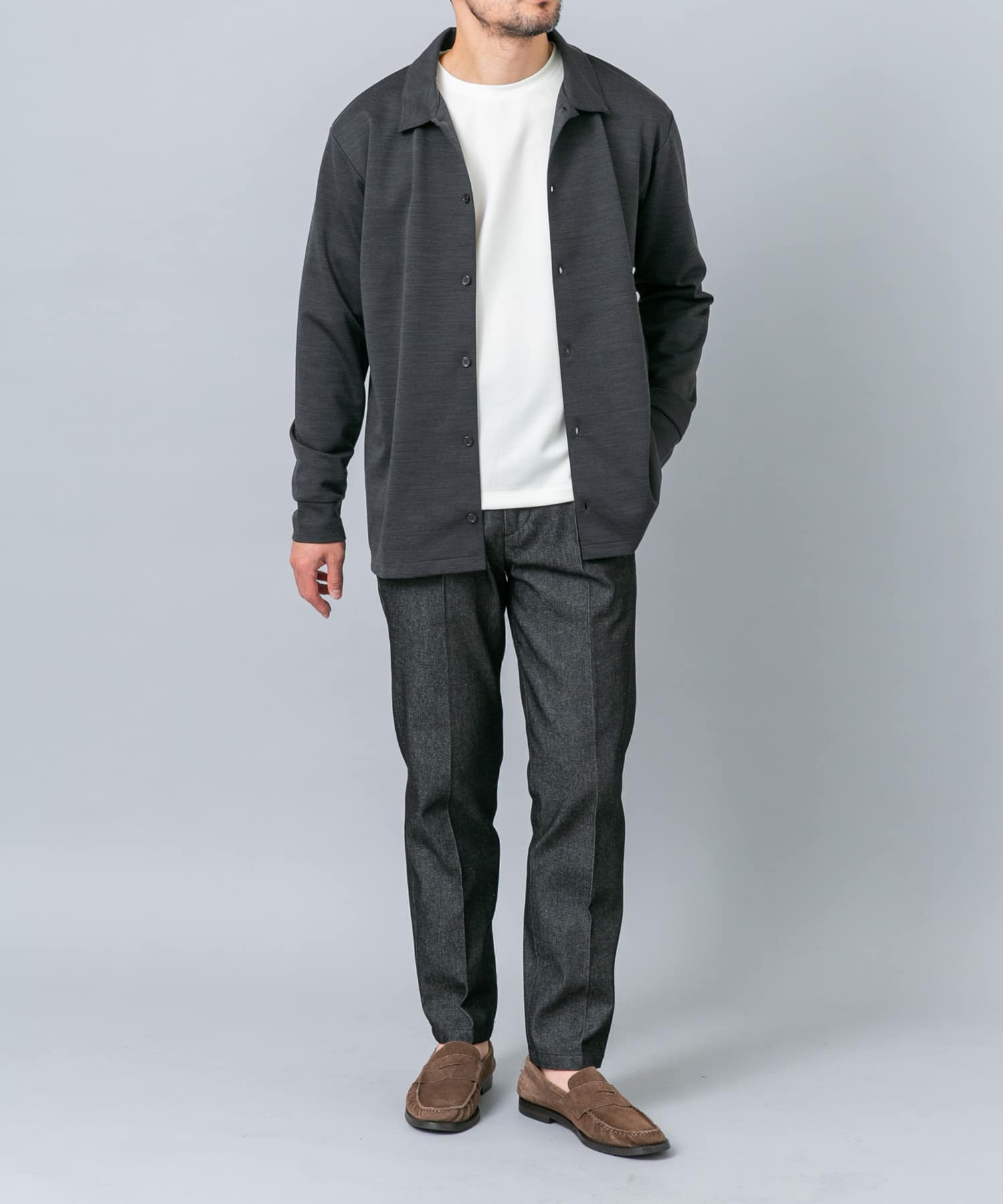 GRAY