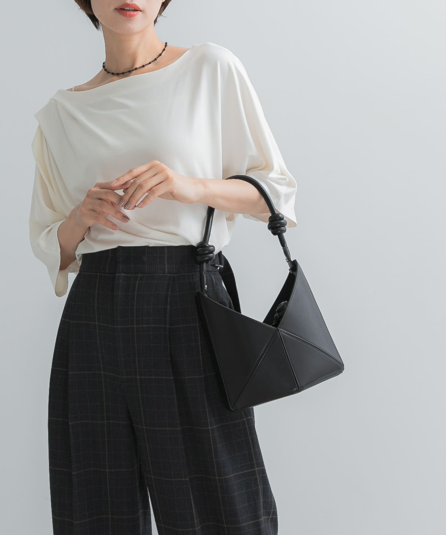 クールタッチドレーププルオーバー