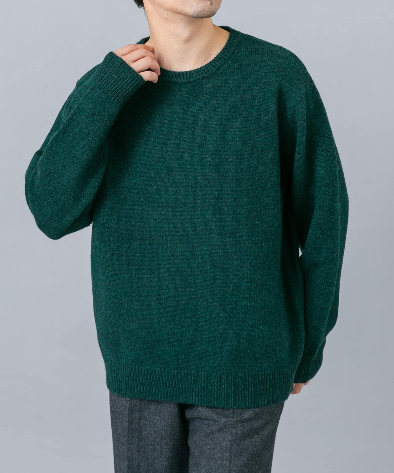 GREEN